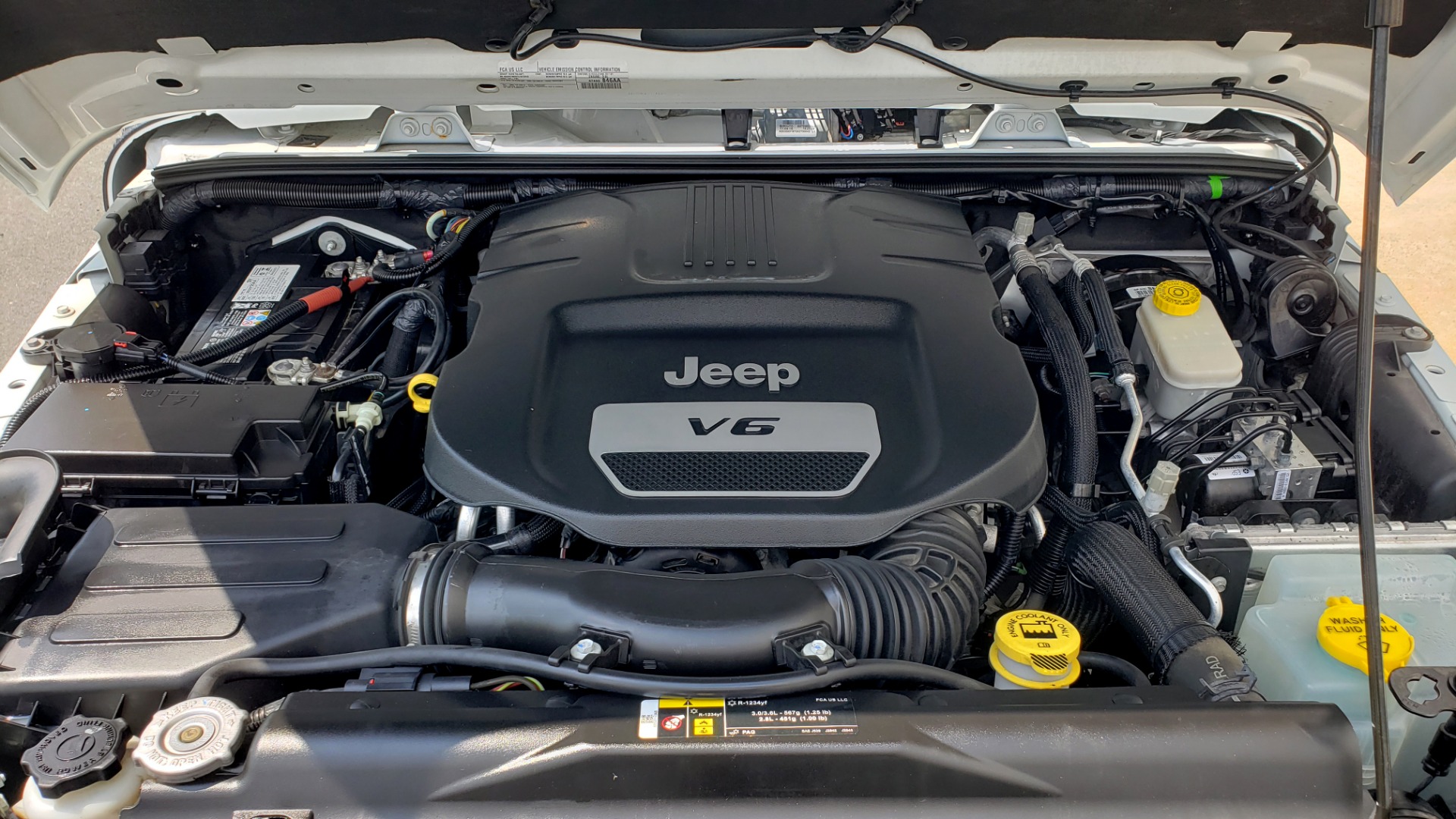 Used 2017 Jeep WRANGLER UNLIMITED RUBICON HARD ROCK 4X4 / 3.6L V6 / 5-SPD AUTO / NAV / REMOTE START for sale Sold at Formula Imports in Charlotte NC 28227 22