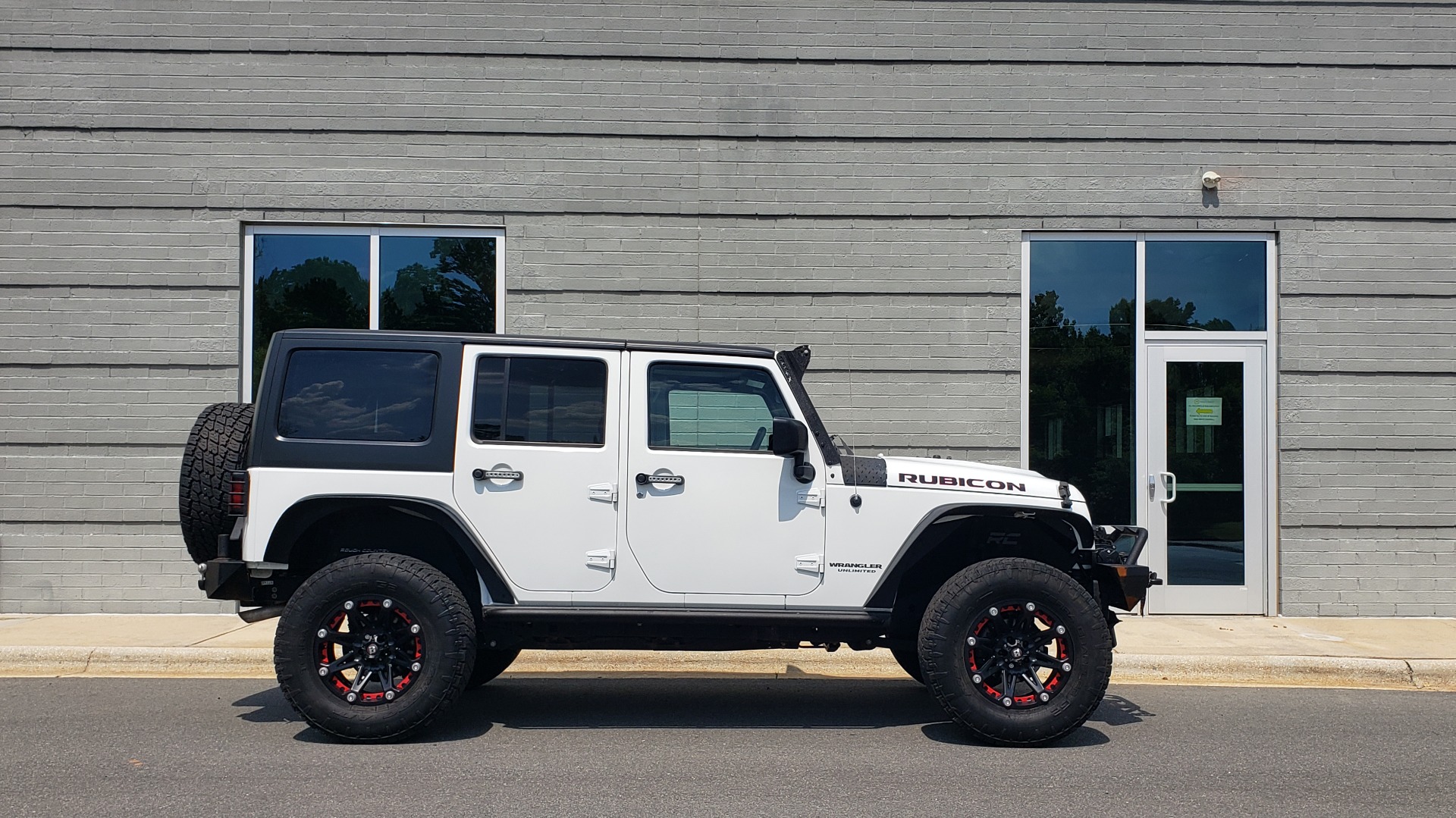 Used 2017 Jeep WRANGLER UNLIMITED RUBICON HARD ROCK 4X4 / 3.6L V6 / 5-SPD AUTO / NAV / REMOTE START for sale Sold at Formula Imports in Charlotte NC 28227 6