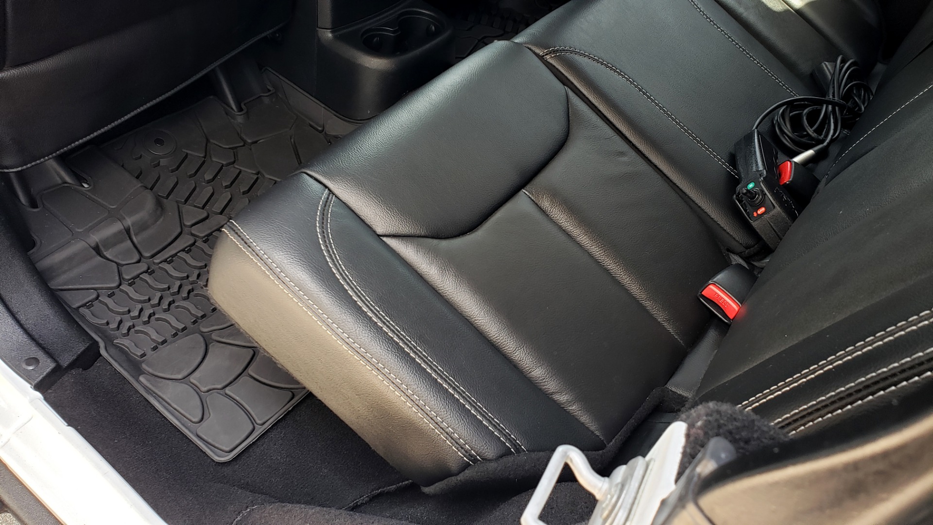 Used 2017 Jeep WRANGLER UNLIMITED RUBICON HARD ROCK 4X4 / 3.6L V6 / 5-SPD AUTO / NAV / REMOTE START for sale Sold at Formula Imports in Charlotte NC 28227 60