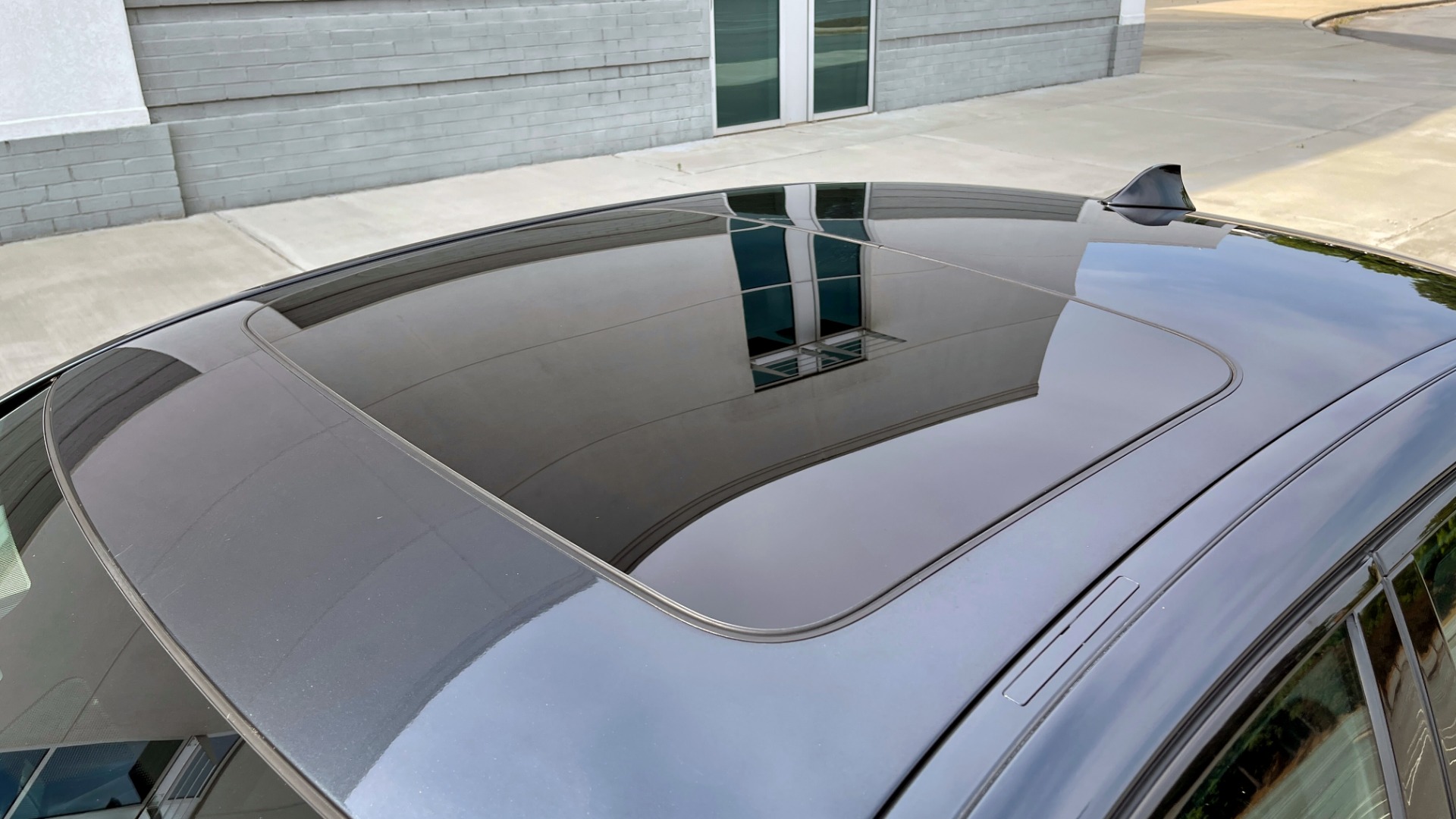 Used 2015 BMW M5 SEDAN / EXEC PKG / HUD / NAV / B&O SND / SUNROOF / REARVIEW for sale Sold at Formula Imports in Charlotte NC 28227 10