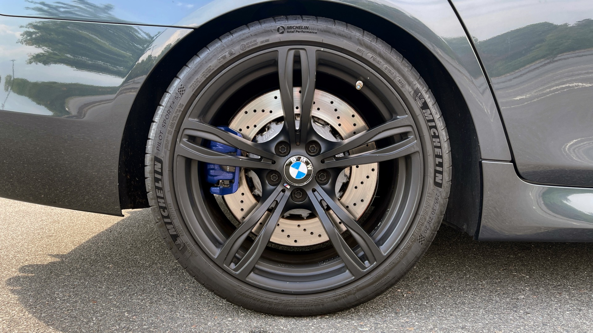 Used 2015 BMW M5 for sale Sold at Formula Imports in Charlotte NC 28227 100