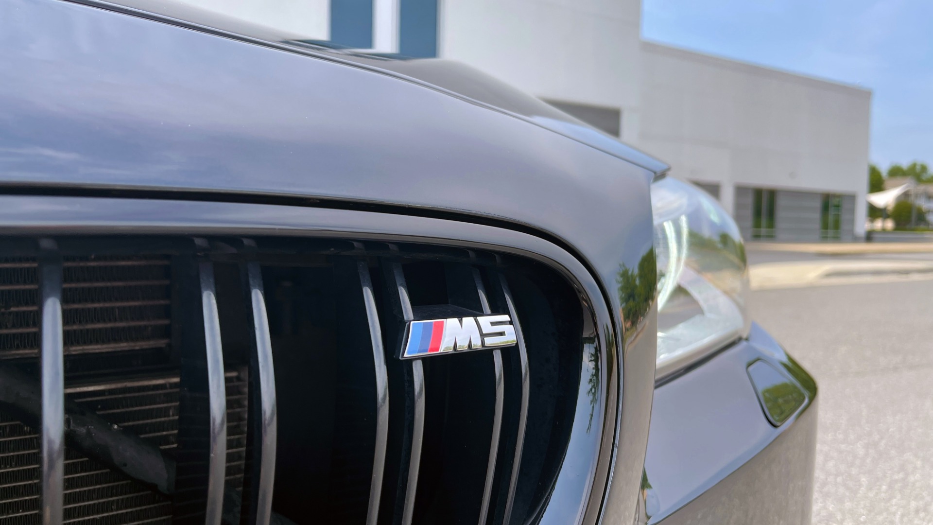 Used 2015 BMW M5 for sale Sold at Formula Imports in Charlotte NC 28227 17