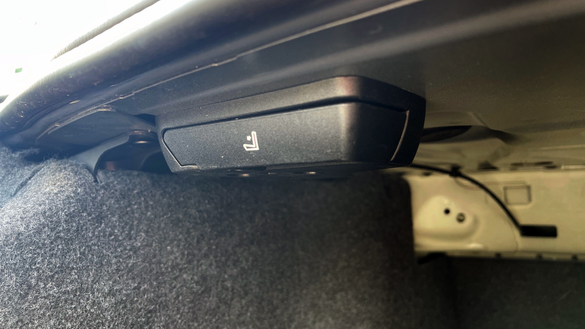 Used 2015 BMW M5 SEDAN / EXEC PKG / HUD / NAV / B&O SND / SUNROOF / REARVIEW for sale Sold at Formula Imports in Charlotte NC 28227 24