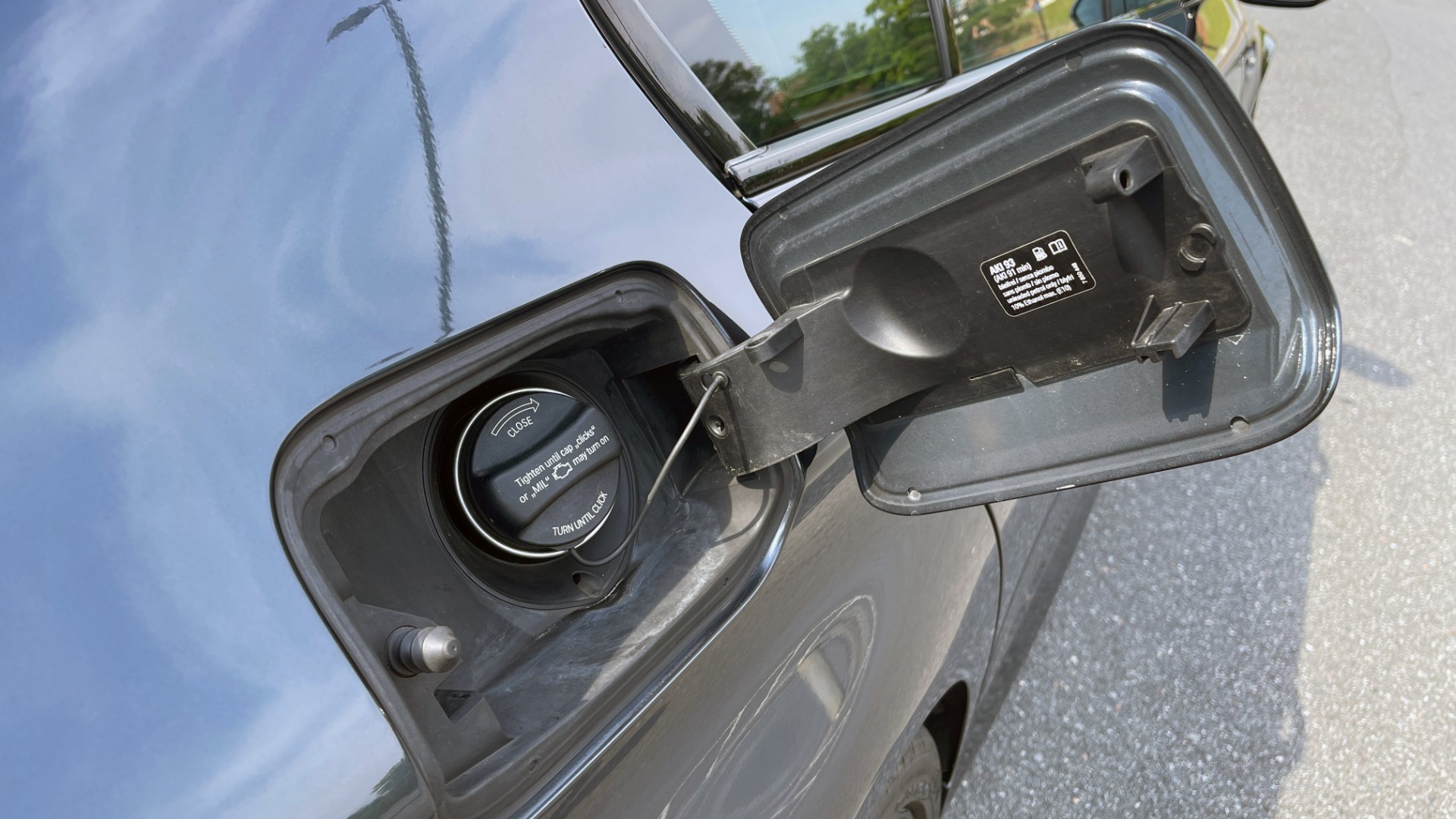 Used 2015 BMW M5 SEDAN / EXEC PKG / HUD / NAV / B&O SND / SUNROOF / REARVIEW for sale Sold at Formula Imports in Charlotte NC 28227 34
