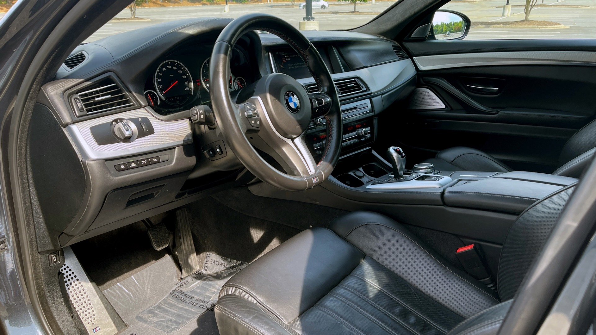 Used 2015 BMW M5 for sale Sold at Formula Imports in Charlotte NC 28227 45