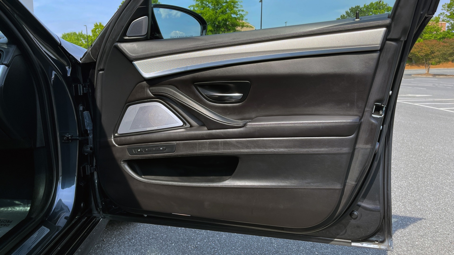 Used 2015 BMW M5 SEDAN / EXEC PKG / HUD / NAV / B&O SND / SUNROOF / REARVIEW for sale Sold at Formula Imports in Charlotte NC 28227 88