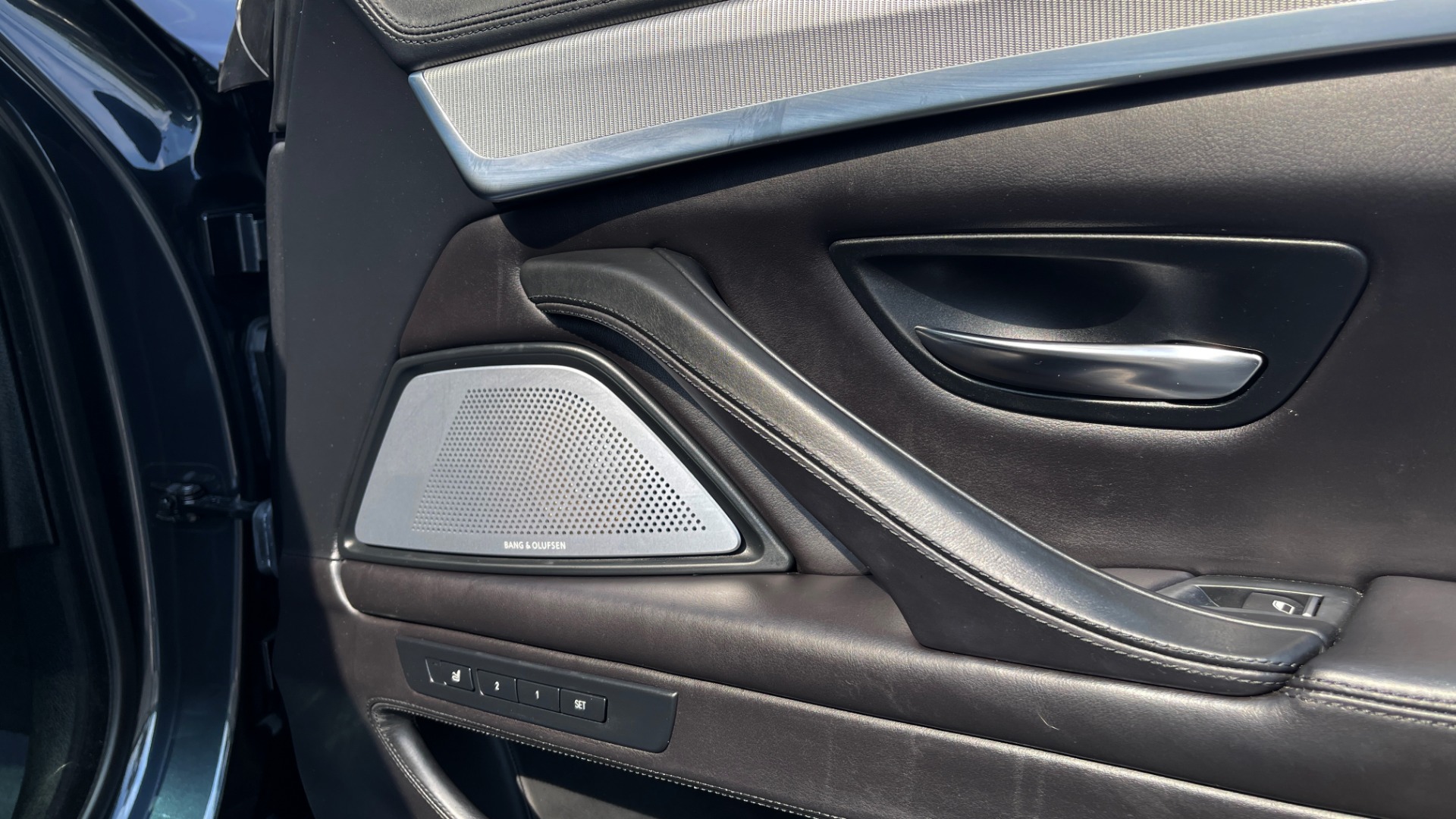 Used 2015 BMW M5 SEDAN / EXEC PKG / HUD / NAV / B&O SND / SUNROOF / REARVIEW for sale Sold at Formula Imports in Charlotte NC 28227 89