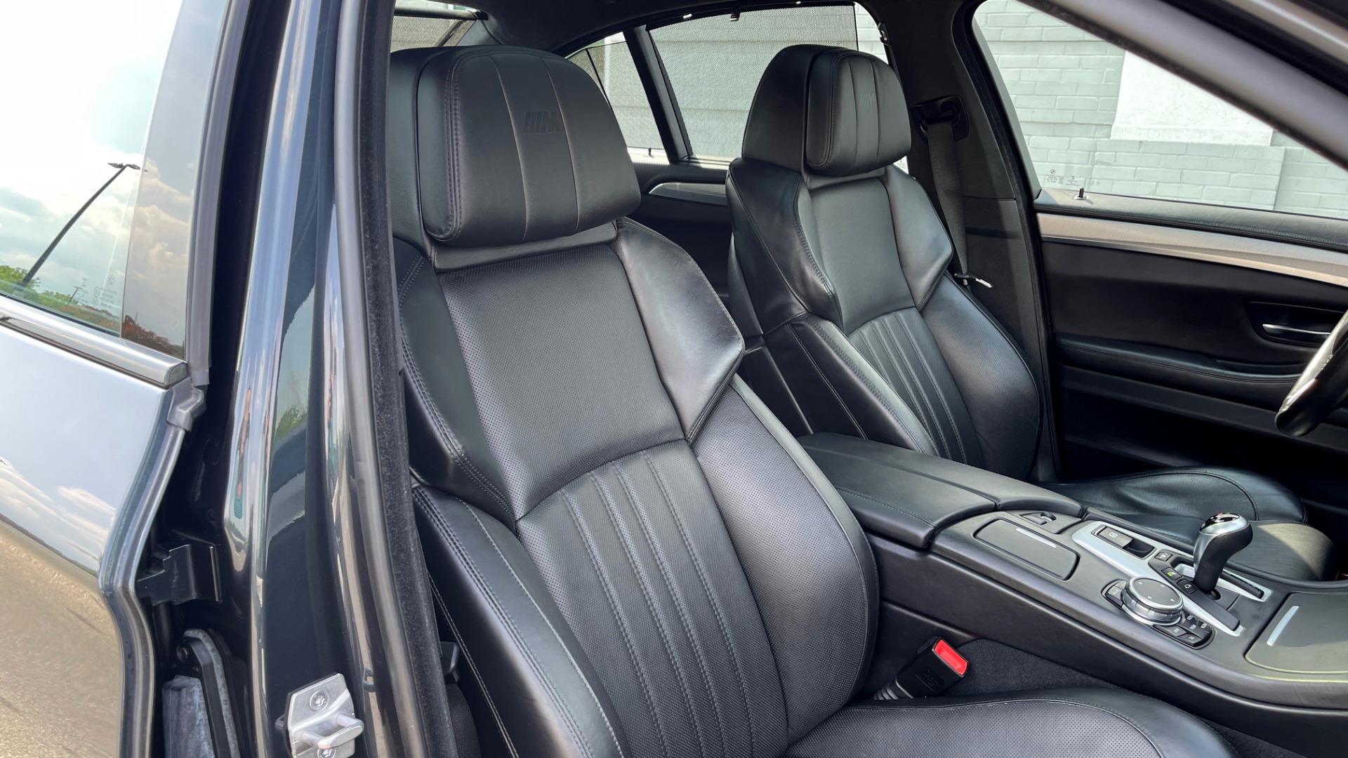 Used 2015 BMW M5 for sale Sold at Formula Imports in Charlotte NC 28227 94