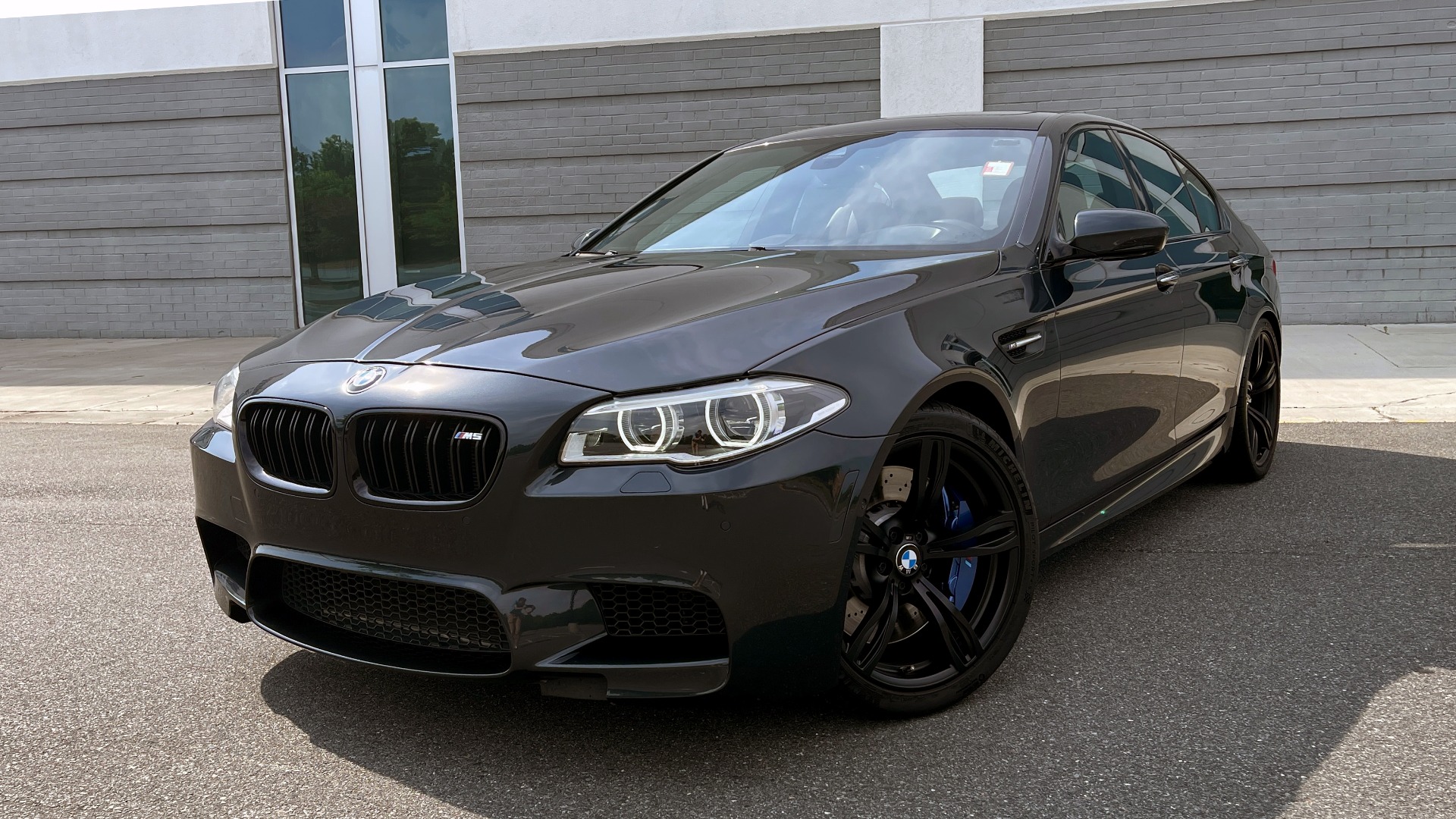 Used 2015 BMW M5 for sale Sold at Formula Imports in Charlotte NC 28227 1
