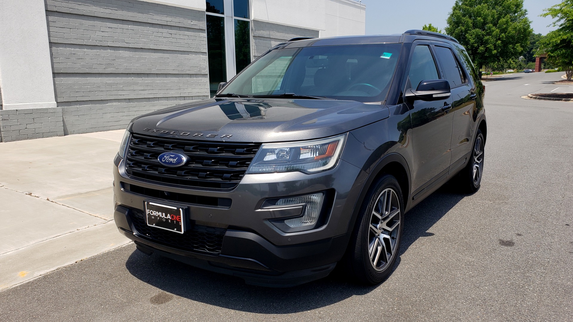Used 2016 Ford Explorer Sport for sale Sold at Formula Imports in Charlotte NC 28227 3