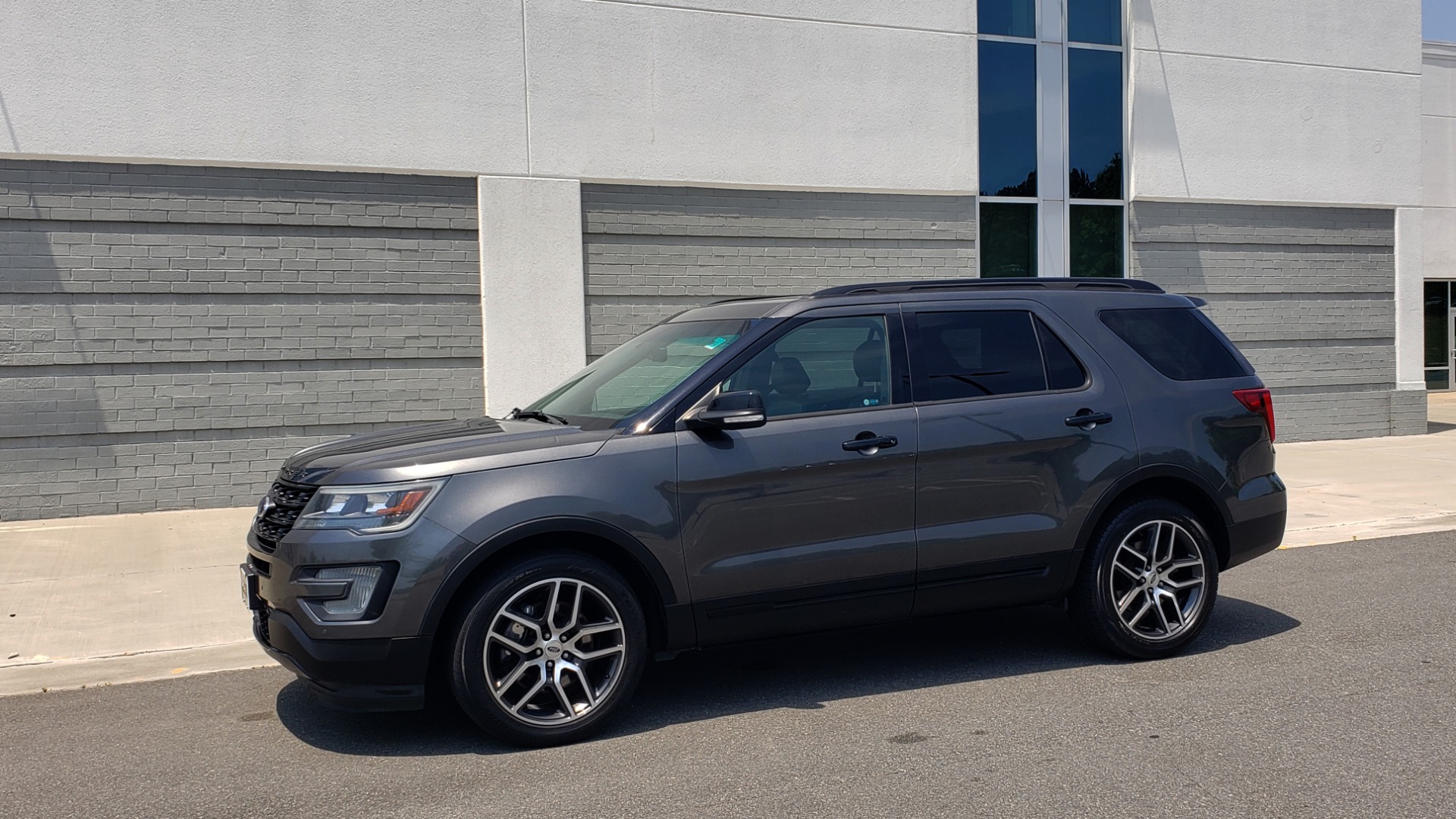 Used 2016 Ford Explorer Sport for sale $20,999 at Formula Imports in Charlotte NC 28227 4