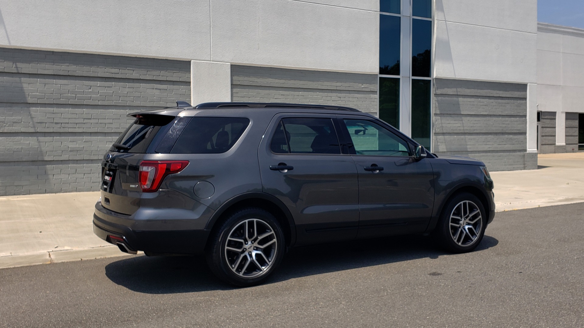 Used 2016 Ford Explorer Sport for sale Sold at Formula Imports in Charlotte NC 28227 7