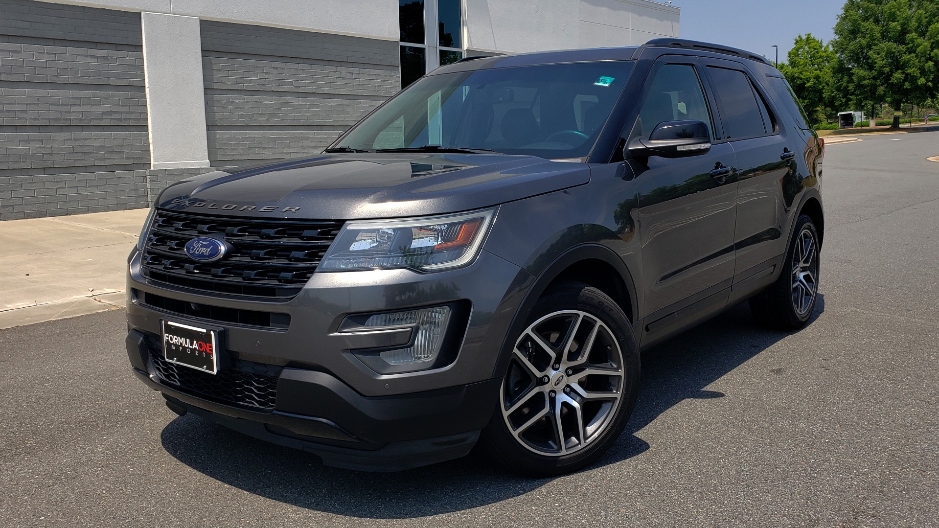 Used 2016 Ford Explorer Sport for sale Sold at Formula Imports in Charlotte NC 28227 1
