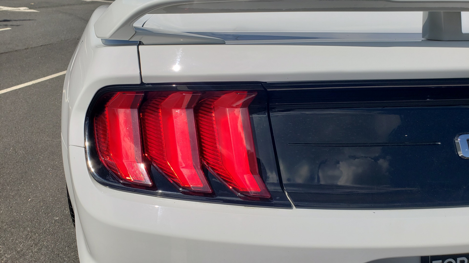 Used 2018 Ford MUSTANG GT COUPE / 5.0L V8 / AUTO / PERF PKG / REARVIEW / 19IN WHLS for sale Sold at Formula Imports in Charlotte NC 28227 28