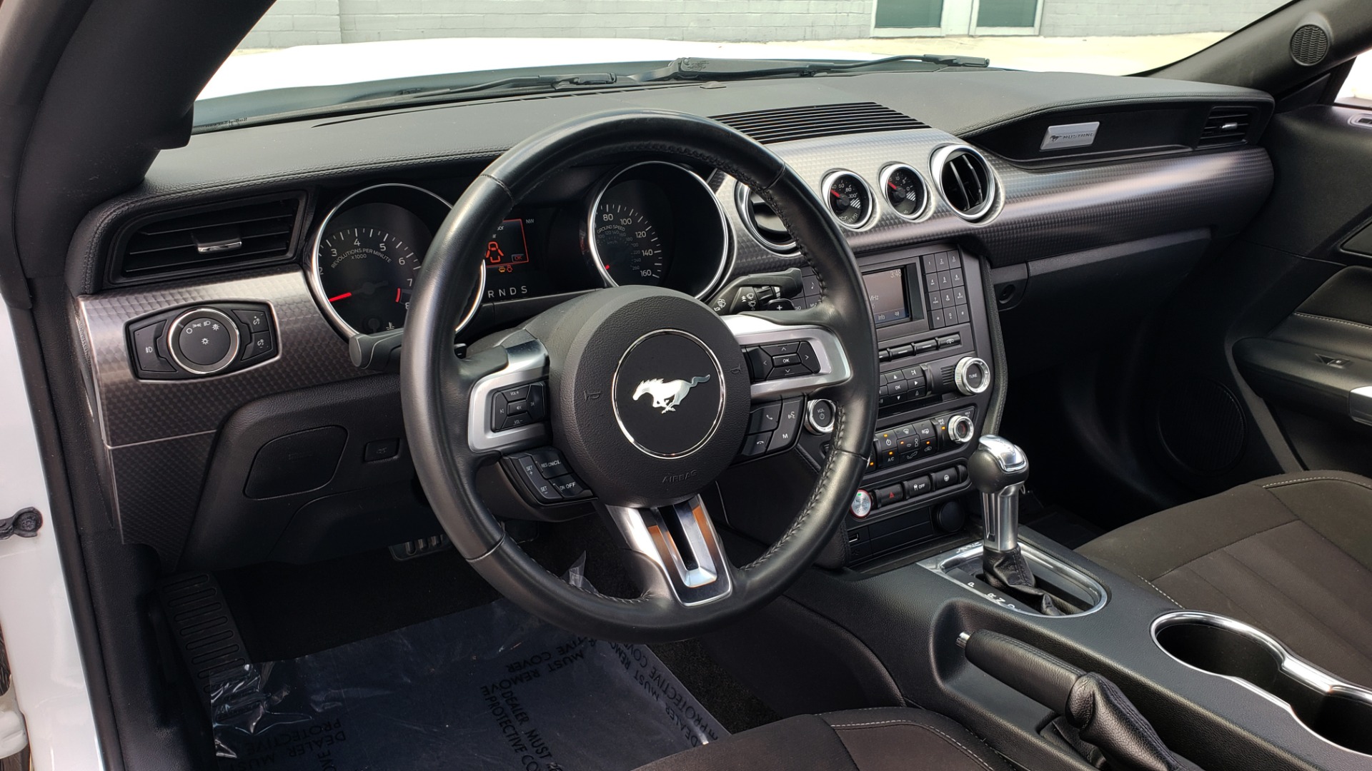 Used 2018 Ford MUSTANG GT COUPE / 5.0L V8 / AUTO / PERF PKG / REARVIEW / 19IN WHLS for sale Sold at Formula Imports in Charlotte NC 28227 34