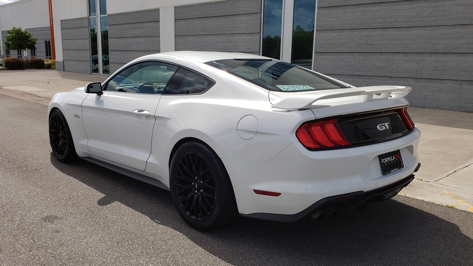 Used 2018 Ford MUSTANG GT COUPE / 5.0L V8 / AUTO / PERF PKG / REARVIEW / 19IN WHLS for sale Sold at Formula Imports in Charlotte NC 28227 8