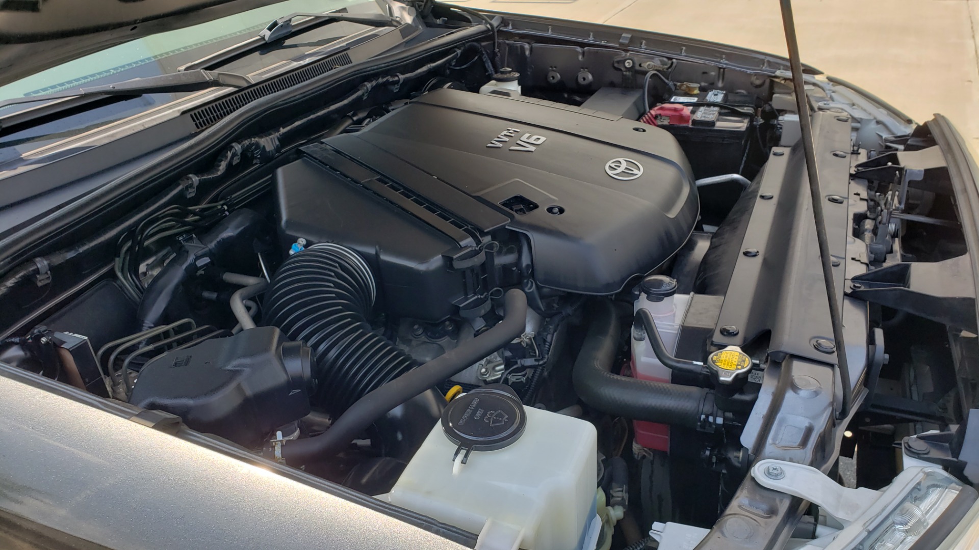 Used 2014 Toyota TACOMA PRERUNNER DOUBLECAB / TRD SPORT / V6 / 5-SPD AUTO / TOW PKG for sale Sold at Formula Imports in Charlotte NC 28227 13