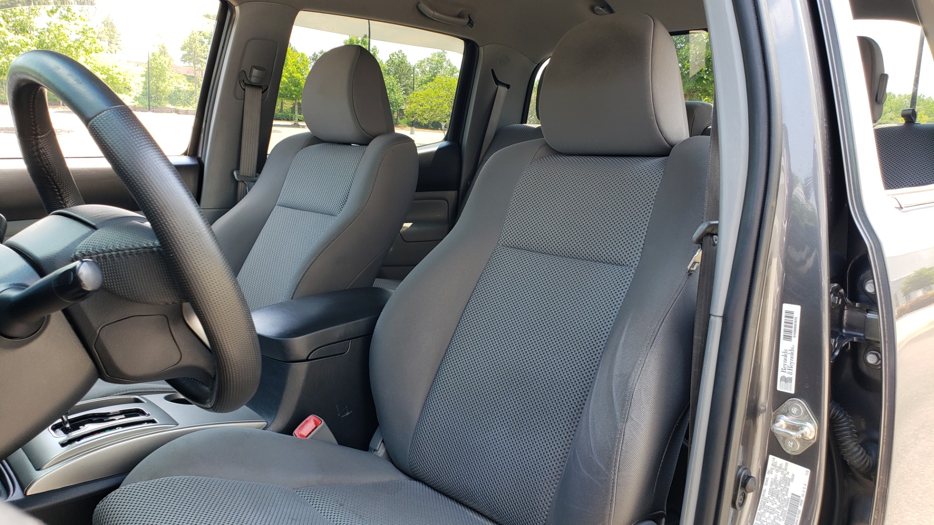 Used 2014 Toyota TACOMA PRERUNNER DOUBLECAB / TRD SPORT / V6 / 5-SPD AUTO / TOW PKG for sale Sold at Formula Imports in Charlotte NC 28227 33