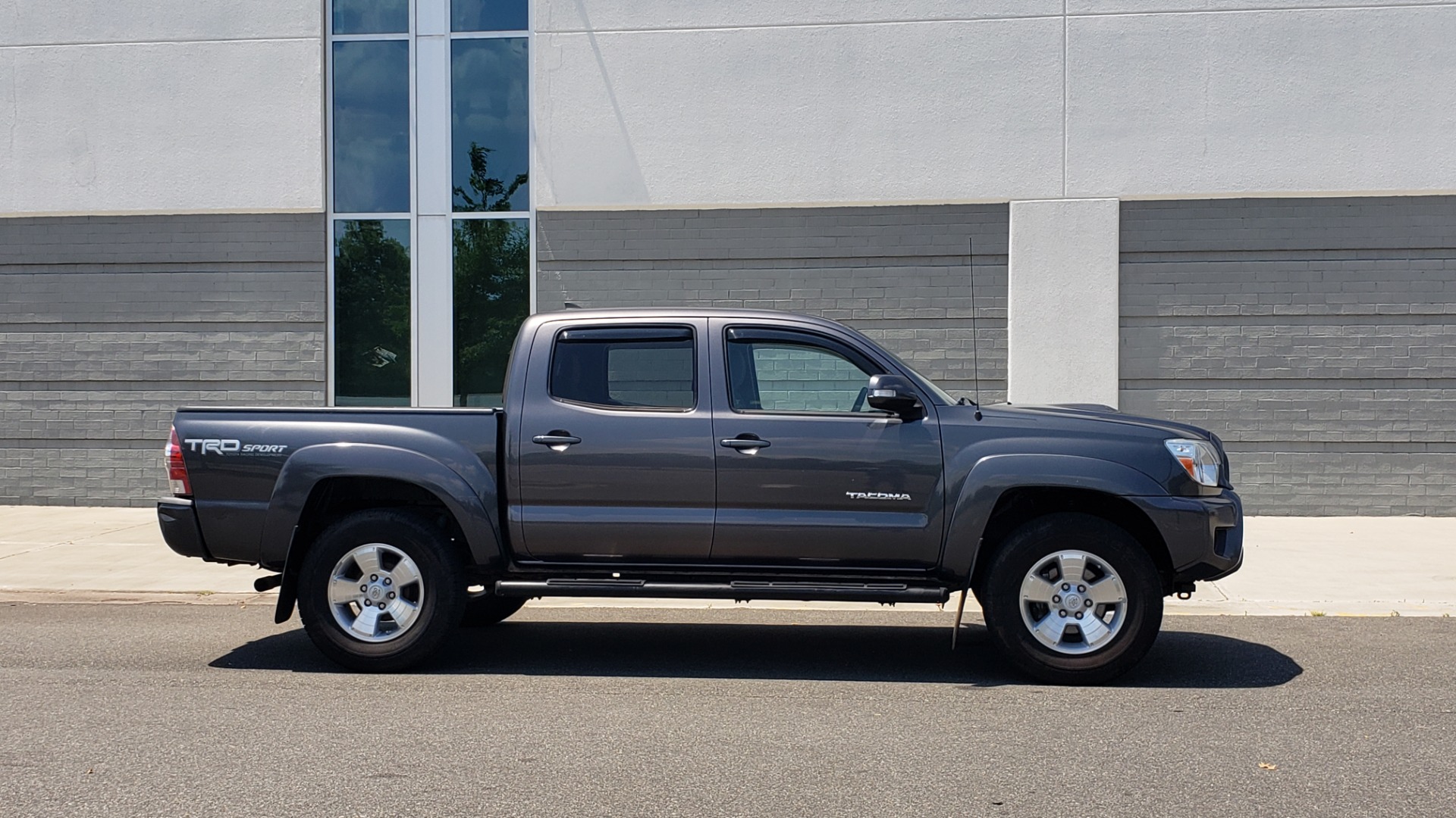 Used 2014 Toyota TACOMA PRERUNNER DOUBLECAB / TRD SPORT / V6 / 5-SPD AUTO / TOW PKG for sale Sold at Formula Imports in Charlotte NC 28227 5