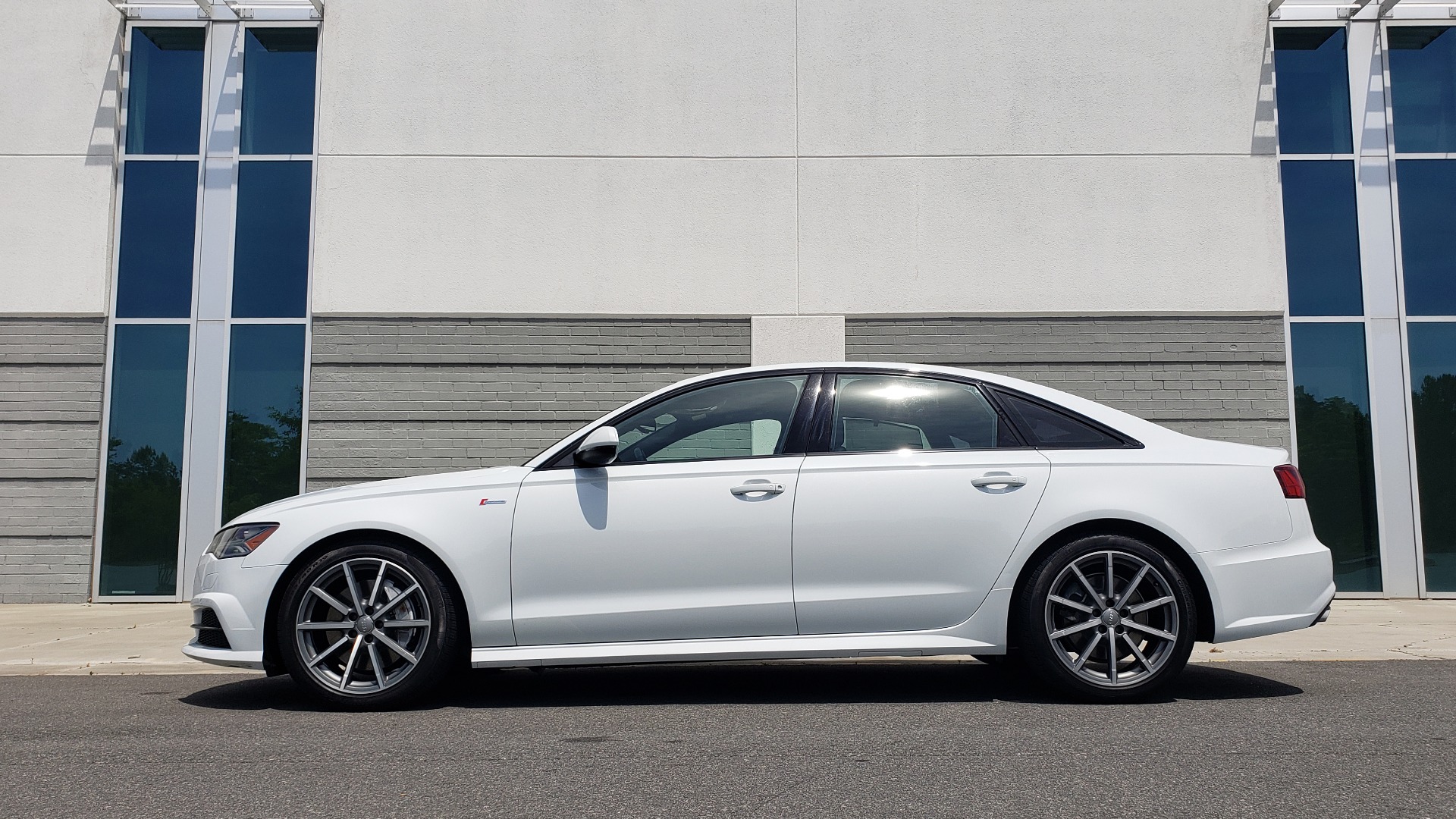 Used 2017 Audi A6 PRESTIGE SEDAN 3.0T / NAV / SUNROOF / BLACK OPTIC / CLD WTHR / REARVIEW for sale Sold at Formula Imports in Charlotte NC 28227 5
