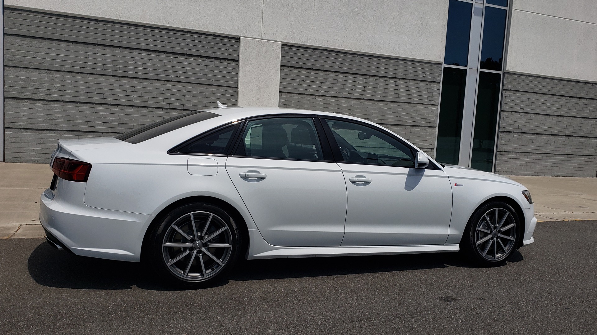 Used 2017 Audi A6 PRESTIGE SEDAN 3.0T / NAV / SUNROOF / BLACK OPTIC / CLD WTHR / REARVIEW for sale Sold at Formula Imports in Charlotte NC 28227 9