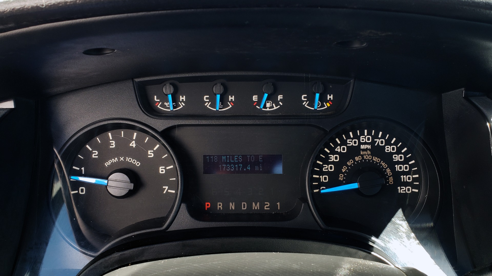 Used 2016 Ford F-150 XL 4X2 REGULAR CAB / 3.5L V6 / 6-SPD AUTO / CRUISE CONTROL for sale Sold at Formula Imports in Charlotte NC 28227 12
