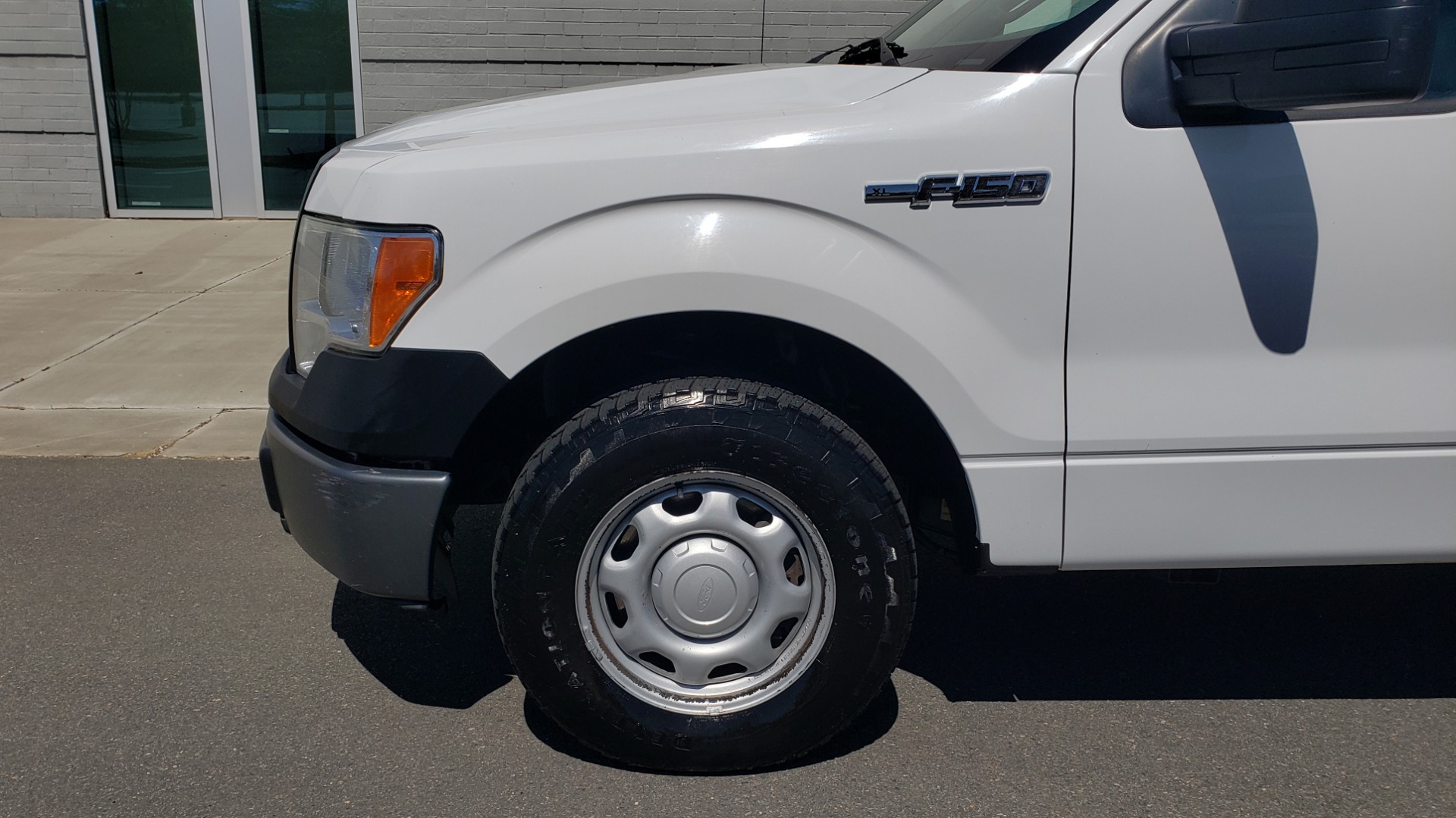 Used 2016 Ford F-150 XL 4X2 REGULAR CAB / 3.5L V6 / 6-SPD AUTO / CRUISE CONTROL for sale Sold at Formula Imports in Charlotte NC 28227 37
