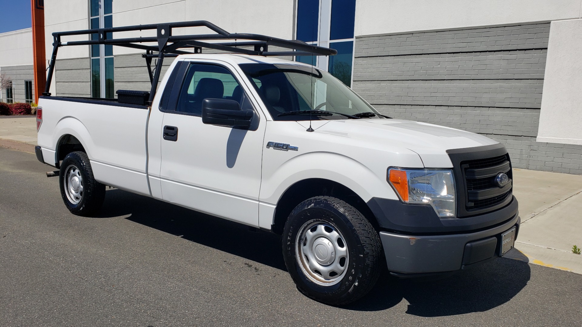 Used 2016 Ford F-150 XL 4X2 REGULAR CAB / 3.5L V6 / 6-SPD AUTO / CRUISE CONTROL for sale Sold at Formula Imports in Charlotte NC 28227 4