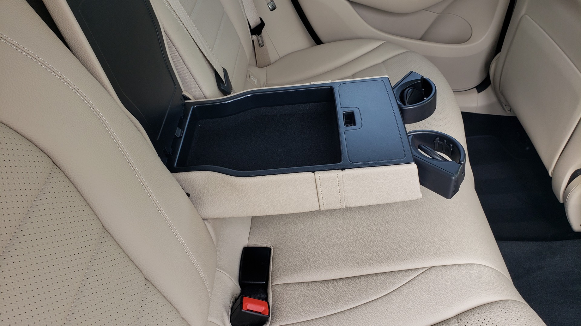 Used 2018 Mercedes-Benz GLC 300 4MATIC / PREM PKG / PANO-ROOF / APPLE / REARVIEW for sale Sold at Formula Imports in Charlotte NC 28227 68