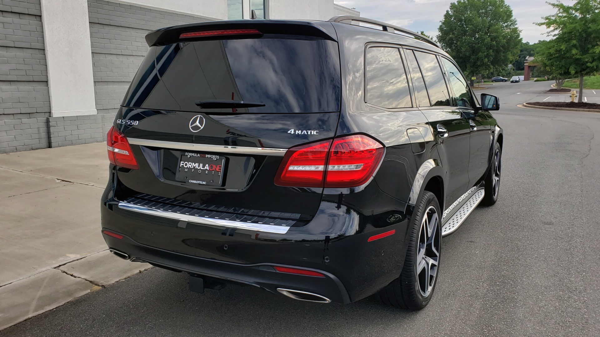 Used 2017 Mercedes-Benz GLS 550 4MATIC / NAV / DRVR ASST / SUNROOF / NIGHT PKG / REARVIEW for sale Sold at Formula Imports in Charlotte NC 28227 2