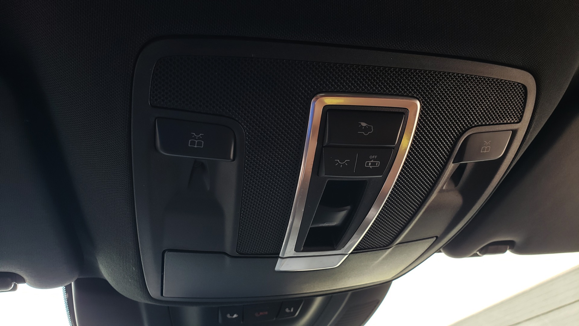 Used 2017 Mercedes-Benz GLS 550 4MATIC / NAV / DRVR ASST / SUNROOF / NIGHT PKG / REARVIEW for sale Sold at Formula Imports in Charlotte NC 28227 39