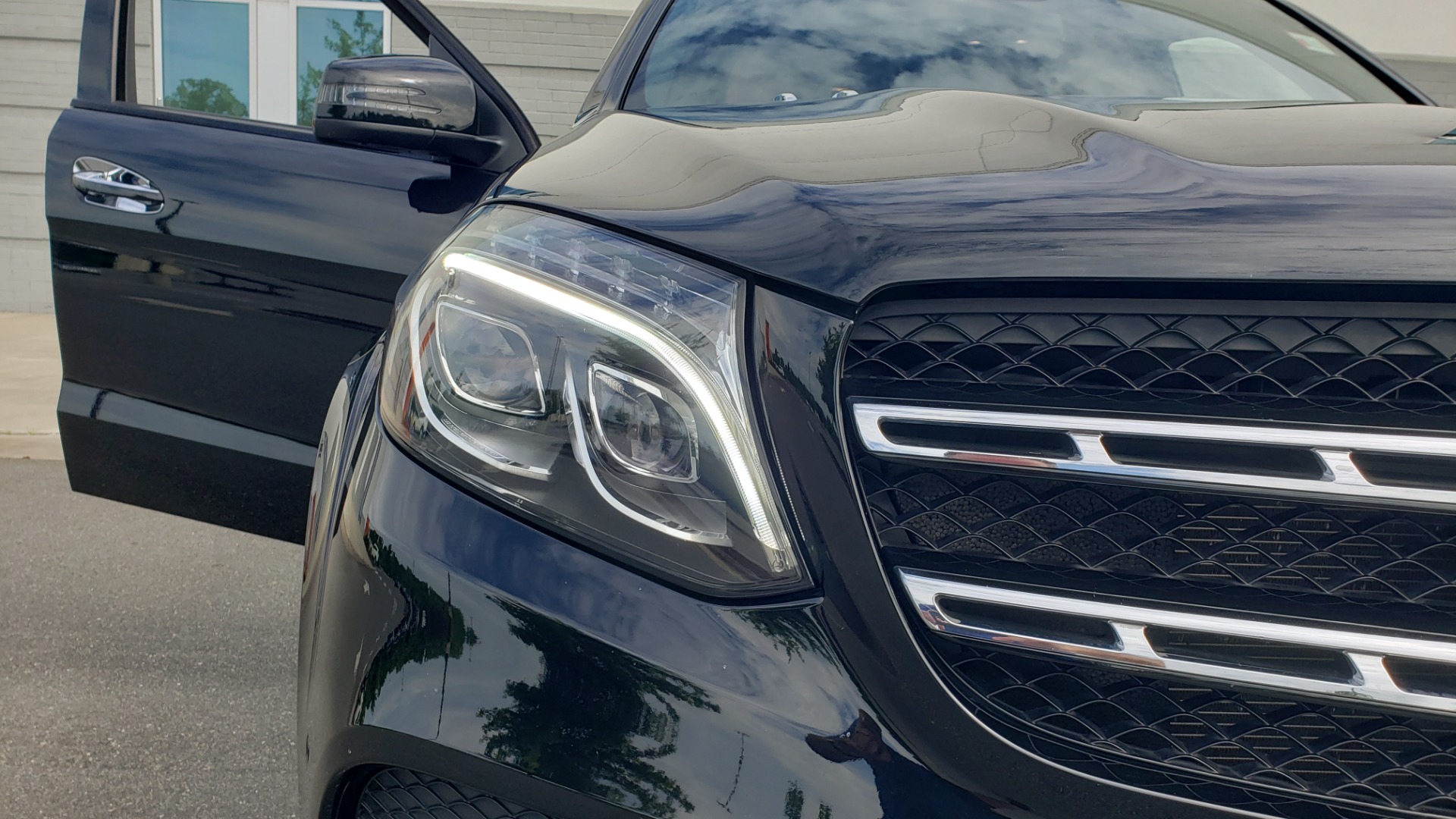 Used 2017 Mercedes-Benz GLS 550 4MATIC / NAV / DRVR ASST / SUNROOF / NIGHT PKG / REARVIEW for sale Sold at Formula Imports in Charlotte NC 28227 54