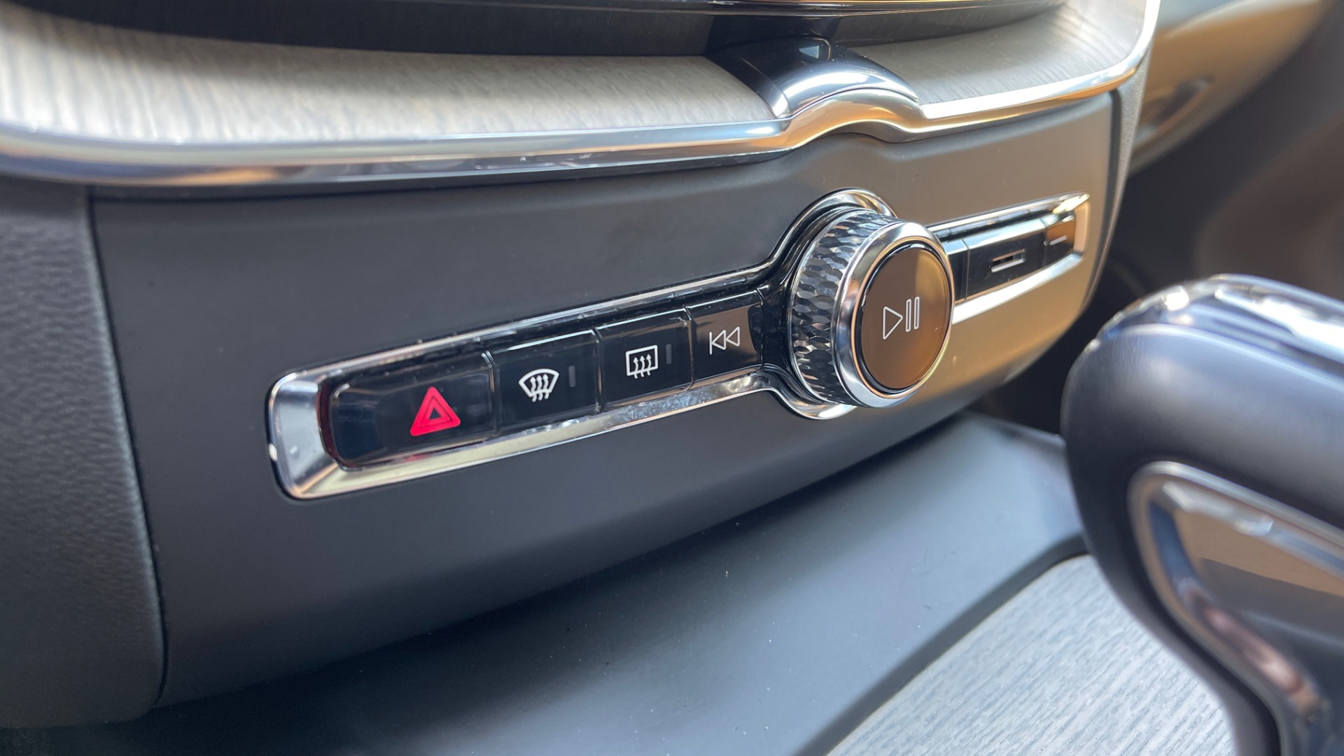 Used 2018 Volvo XC60 INSCRIPTION 2.0L TURBO SUV / AWD / NAV / SUNROOF / REARVIEW for sale Sold at Formula Imports in Charlotte NC 28227 47