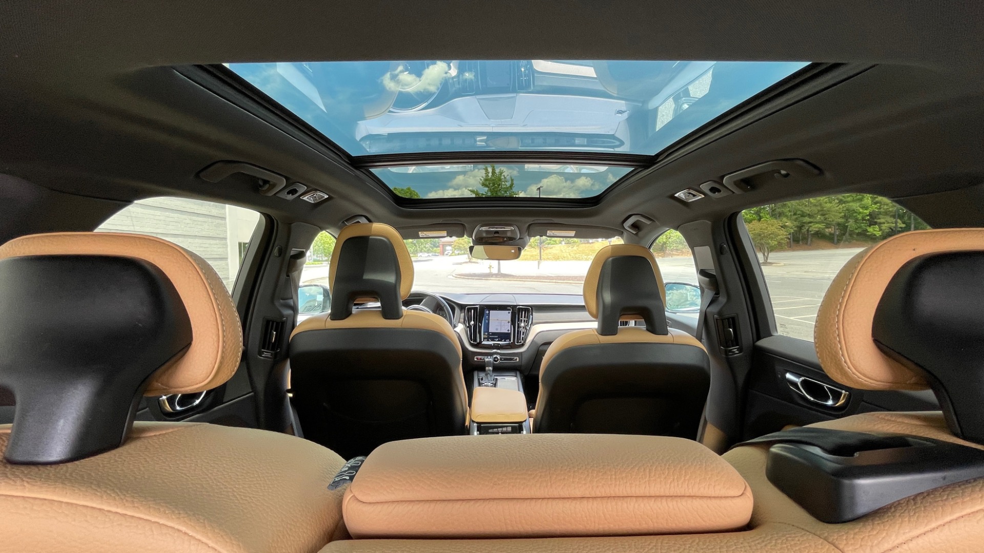Used 2018 Volvo XC60 INSCRIPTION 2.0L TURBO SUV / AWD / NAV / SUNROOF / REARVIEW for sale Sold at Formula Imports in Charlotte NC 28227 77