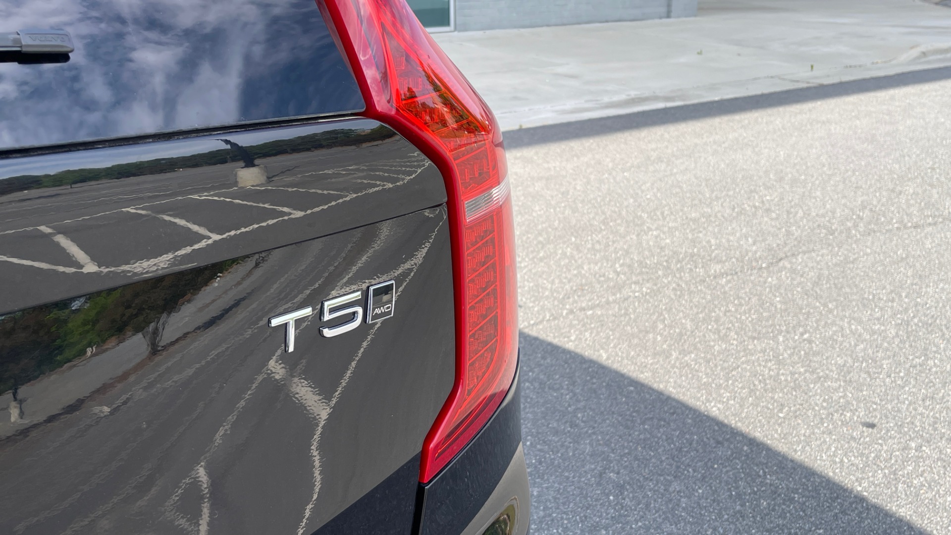 Used 2018 Volvo XC90 T5 AWD MOMENTUM PLUS / NAV / SUNROOF / 3-ROW / REARVIEW for sale Sold at Formula Imports in Charlotte NC 28227 28