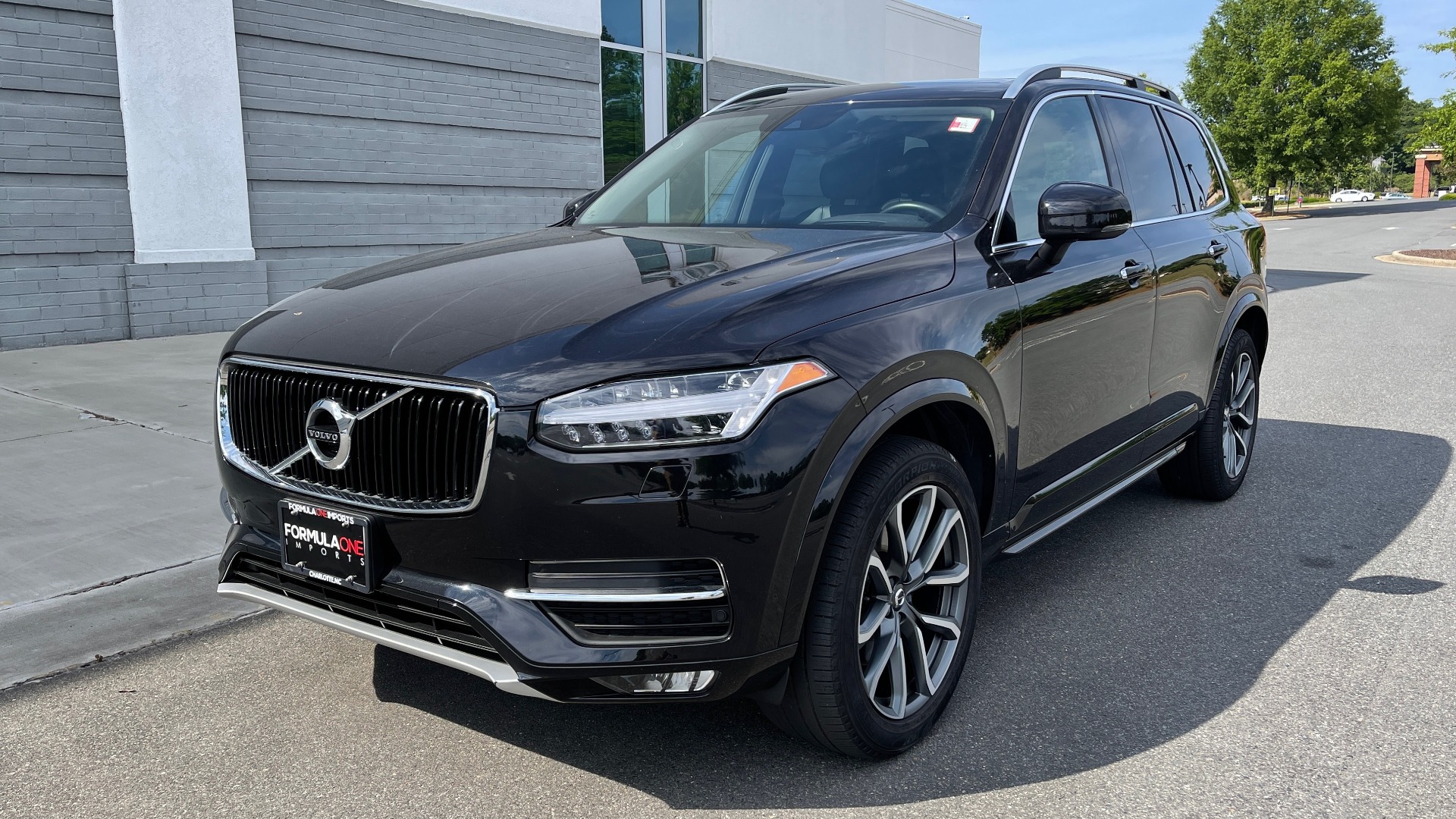 Used 2018 Volvo XC90 T5 AWD MOMENTUM PLUS / NAV / SUNROOF / 3-ROW / REARVIEW for sale Sold at Formula Imports in Charlotte NC 28227 3