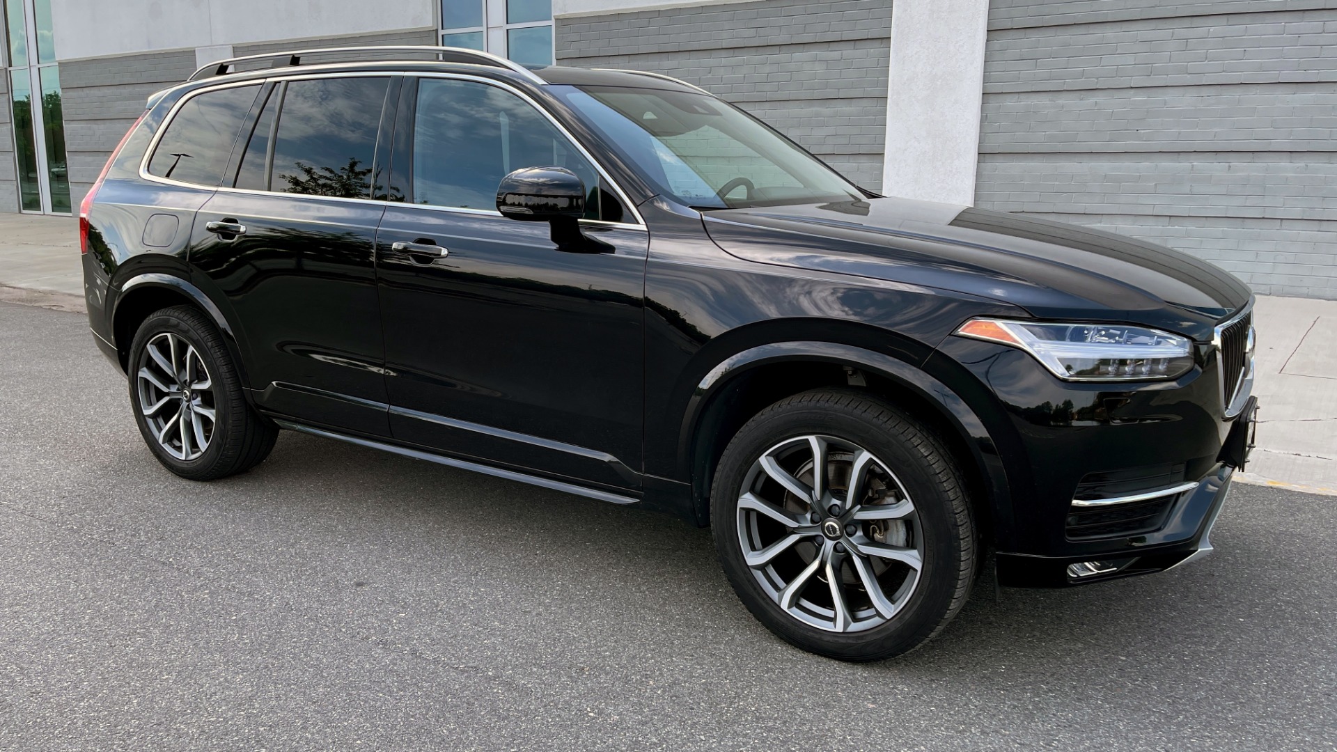 Used 2018 Volvo XC90 T5 AWD MOMENTUM PLUS / NAV / SUNROOF / 3-ROW / REARVIEW for sale Sold at Formula Imports in Charlotte NC 28227 5