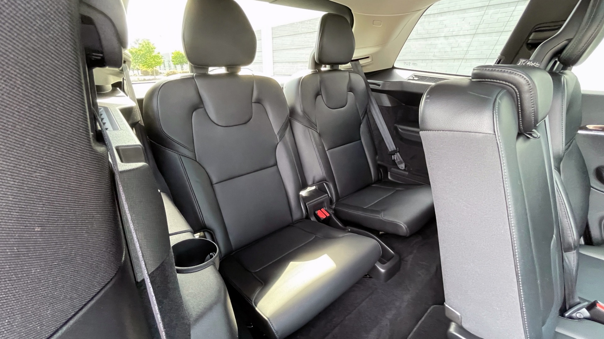 Used 2018 Volvo XC90 T5 AWD MOMENTUM PLUS / NAV / SUNROOF / 3-ROW / REARVIEW for sale Sold at Formula Imports in Charlotte NC 28227 77