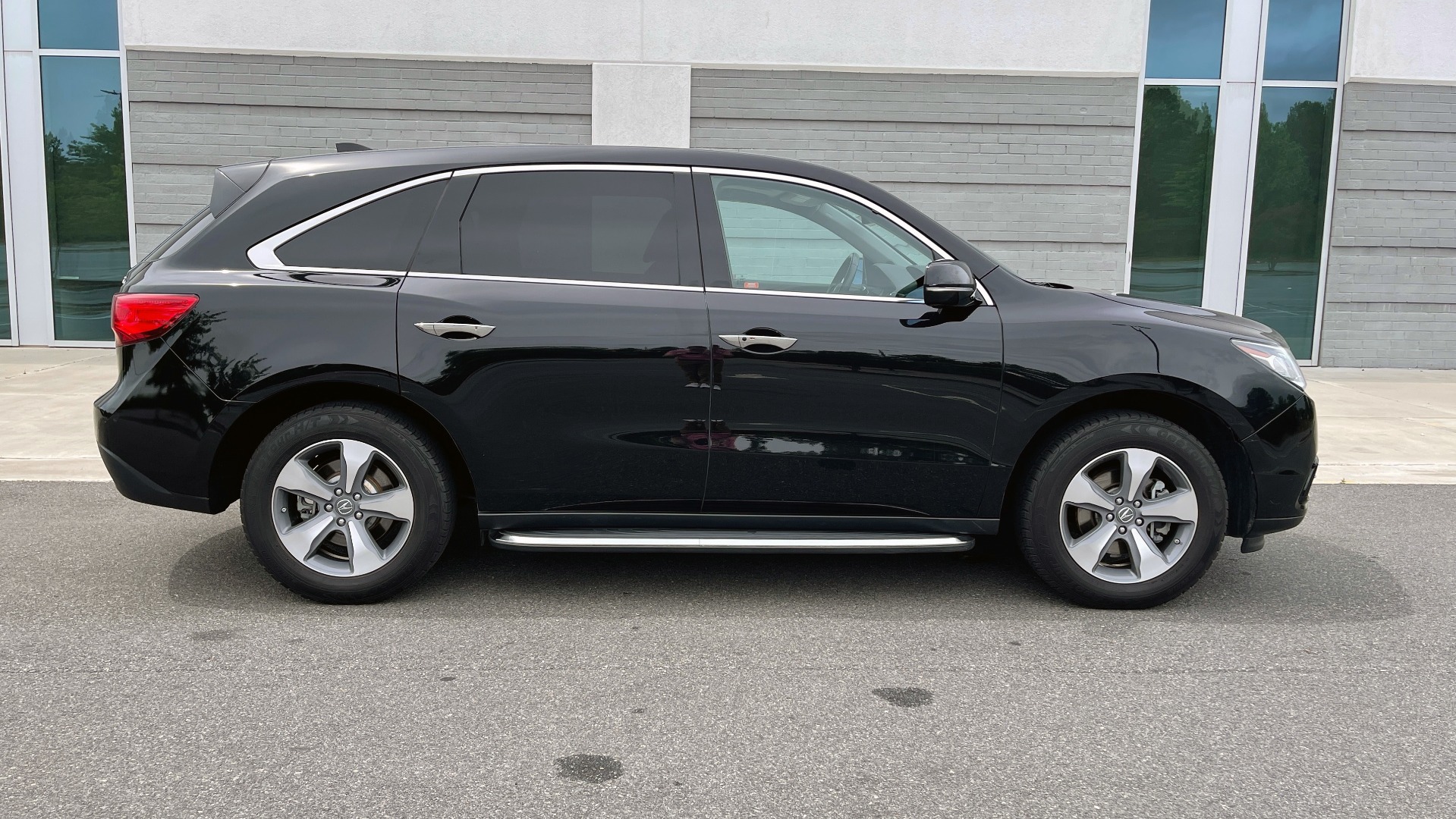 Used 2016 Acura MDX 3.5L V6 / AUTO / LEATHER / NAV / SUNROOF / 3-ROW / REARVIEW for sale Sold at Formula Imports in Charlotte NC 28227 7