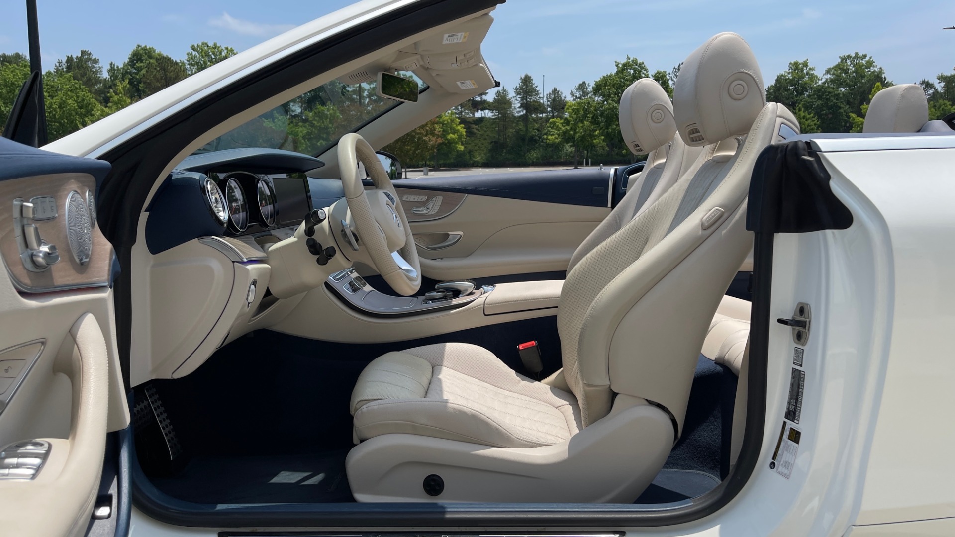 Used 2018 Mercedes-Benz E-CLASS E 400 CABRIOLET / PREM PKG / AMG LINE / NAV / REARVIEW for sale Sold at Formula Imports in Charlotte NC 28227 25