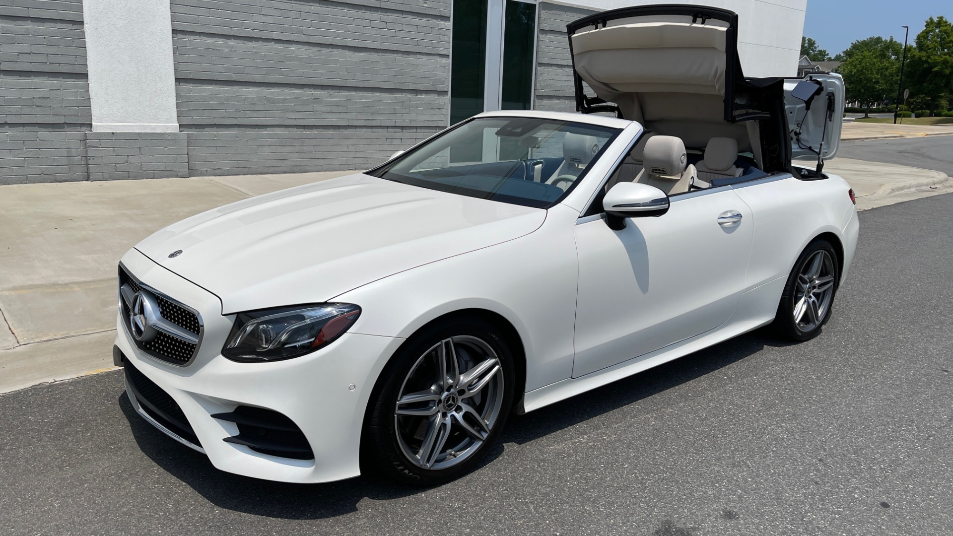 Used 2018 Mercedes-Benz E-CLASS E 400 CABRIOLET / PREM PKG / AMG LINE / NAV / REARVIEW for sale Sold at Formula Imports in Charlotte NC 28227 6