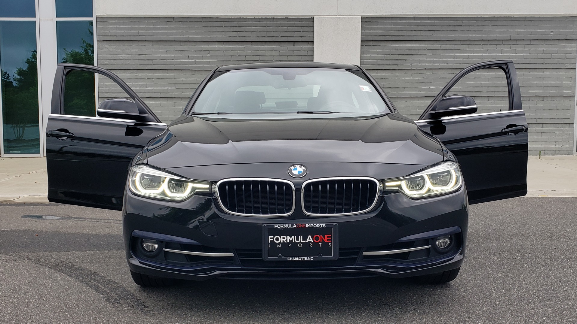 Used 2018 BMW 3 SERIES 330IXDRIVE / CONV PKG / NAV / SUNROOF / HTD STS / REARVIEW for sale Sold at Formula Imports in Charlotte NC 28227 19