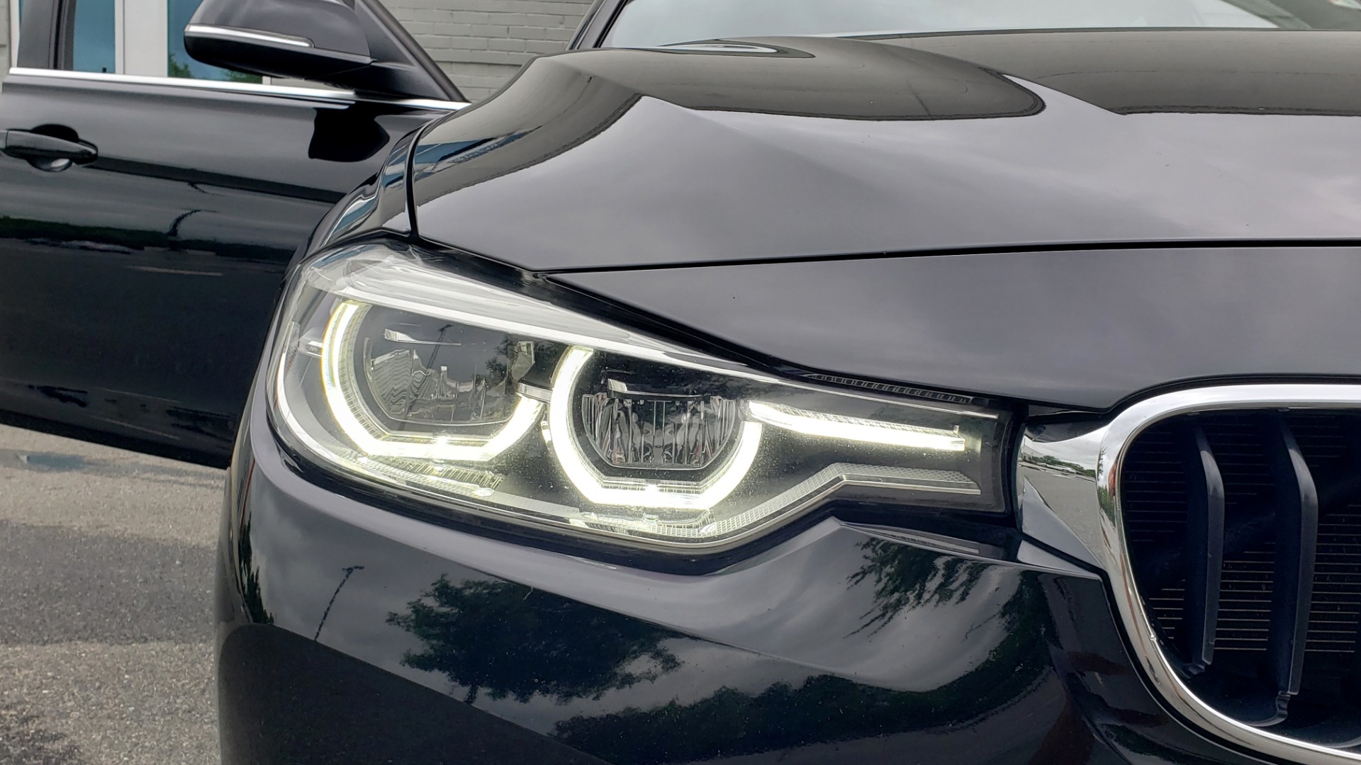 Used 2018 BMW 3 SERIES 330IXDRIVE / CONV PKG / NAV / SUNROOF / HTD STS / REARVIEW for sale Sold at Formula Imports in Charlotte NC 28227 20