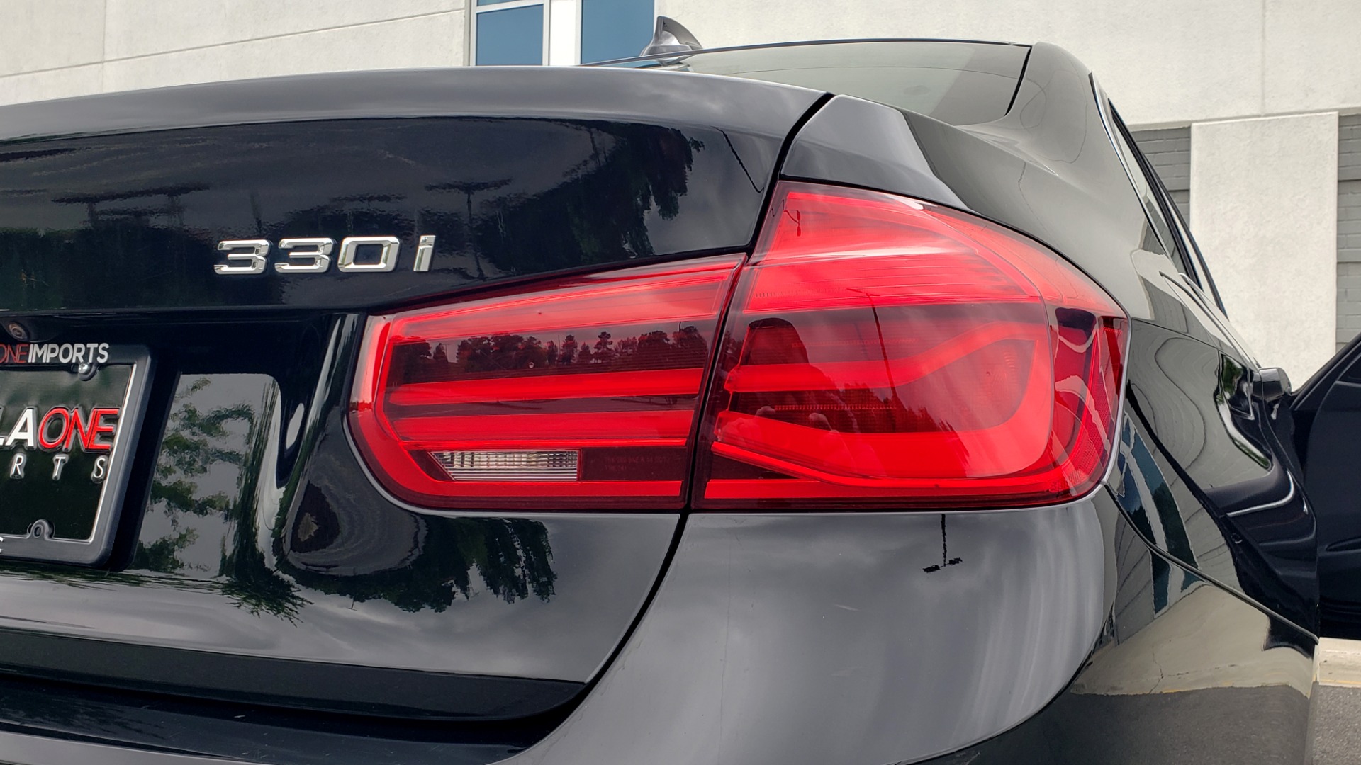 Used 2018 BMW 3 SERIES 330IXDRIVE / CONV PKG / NAV / SUNROOF / HTD STS / REARVIEW for sale Sold at Formula Imports in Charlotte NC 28227 28