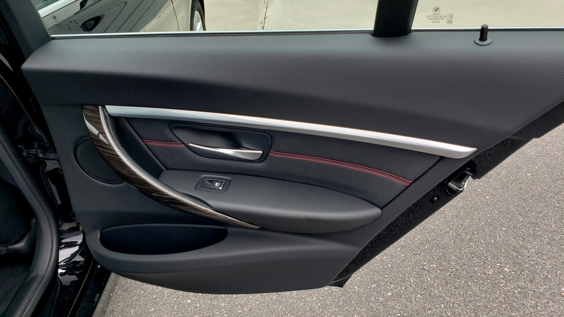 Used 2018 BMW 3 SERIES 330IXDRIVE / CONV PKG / NAV / SUNROOF / HTD STS / REARVIEW for sale Sold at Formula Imports in Charlotte NC 28227 70