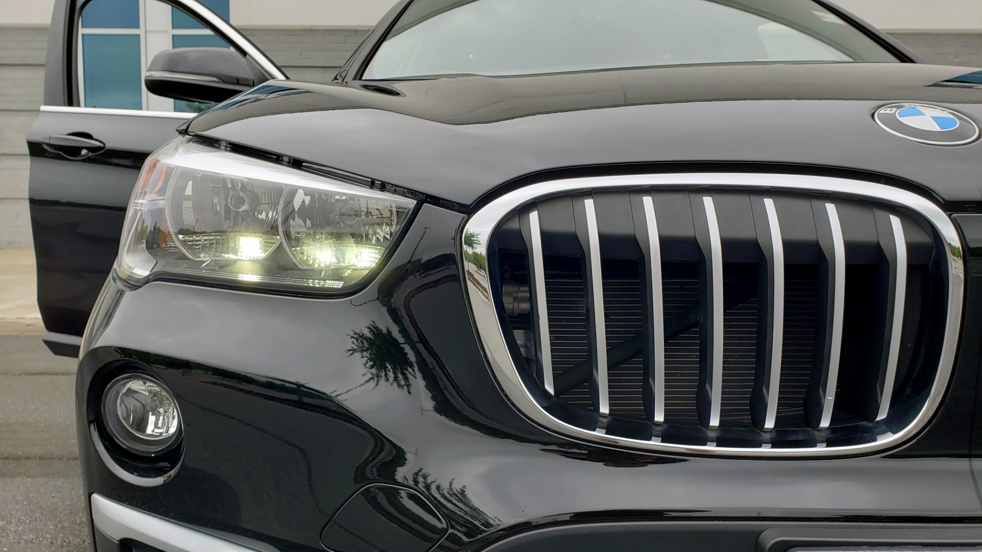Used 2018 BMW X1 XDRIVE28I / CONV PKG / NAV / HTD STS / PANO-ROOF / 18IN WHLS / REARVIEW for sale Sold at Formula Imports in Charlotte NC 28227 24