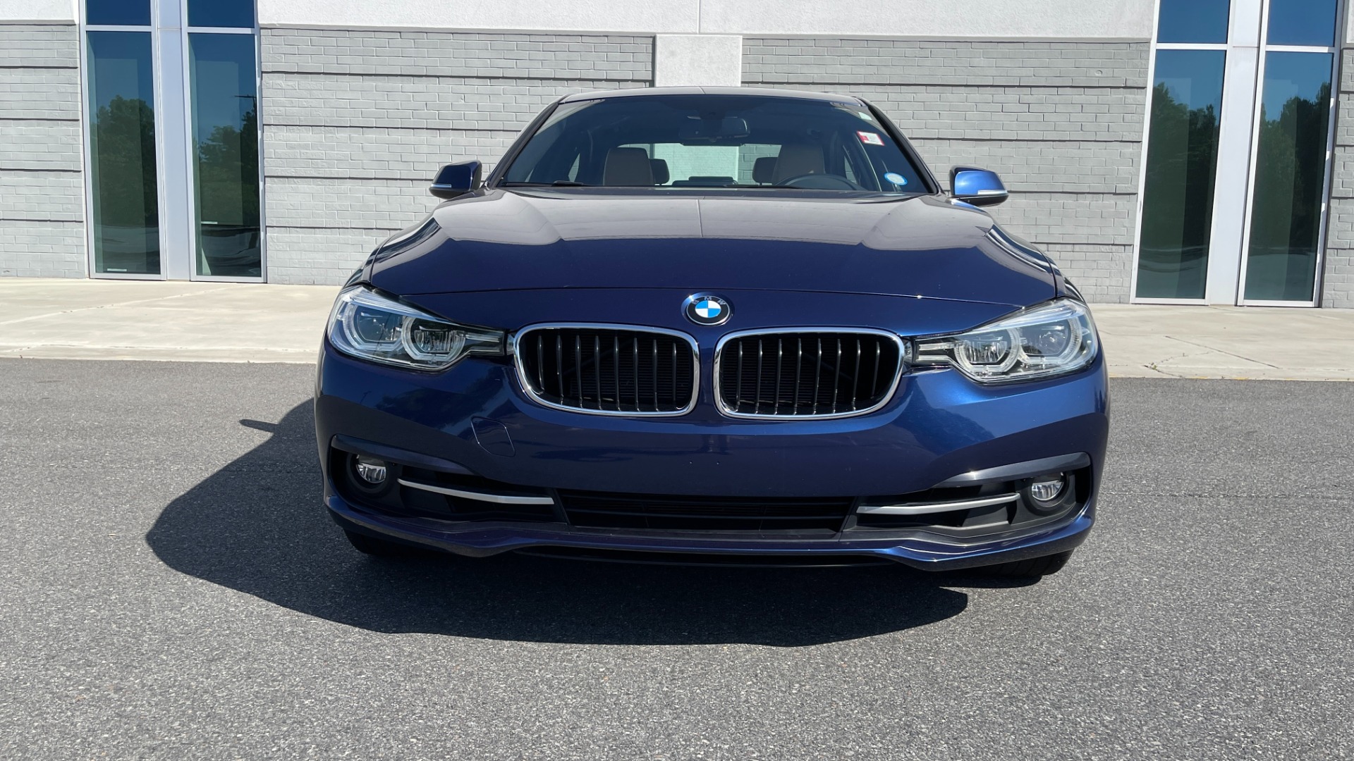 Used 2018 BMW 3 SERIES 330I XDRIVE / CONV PKG / SUNROOF / HTD STS / BLIND SPOT for sale Sold at Formula Imports in Charlotte NC 28227 11
