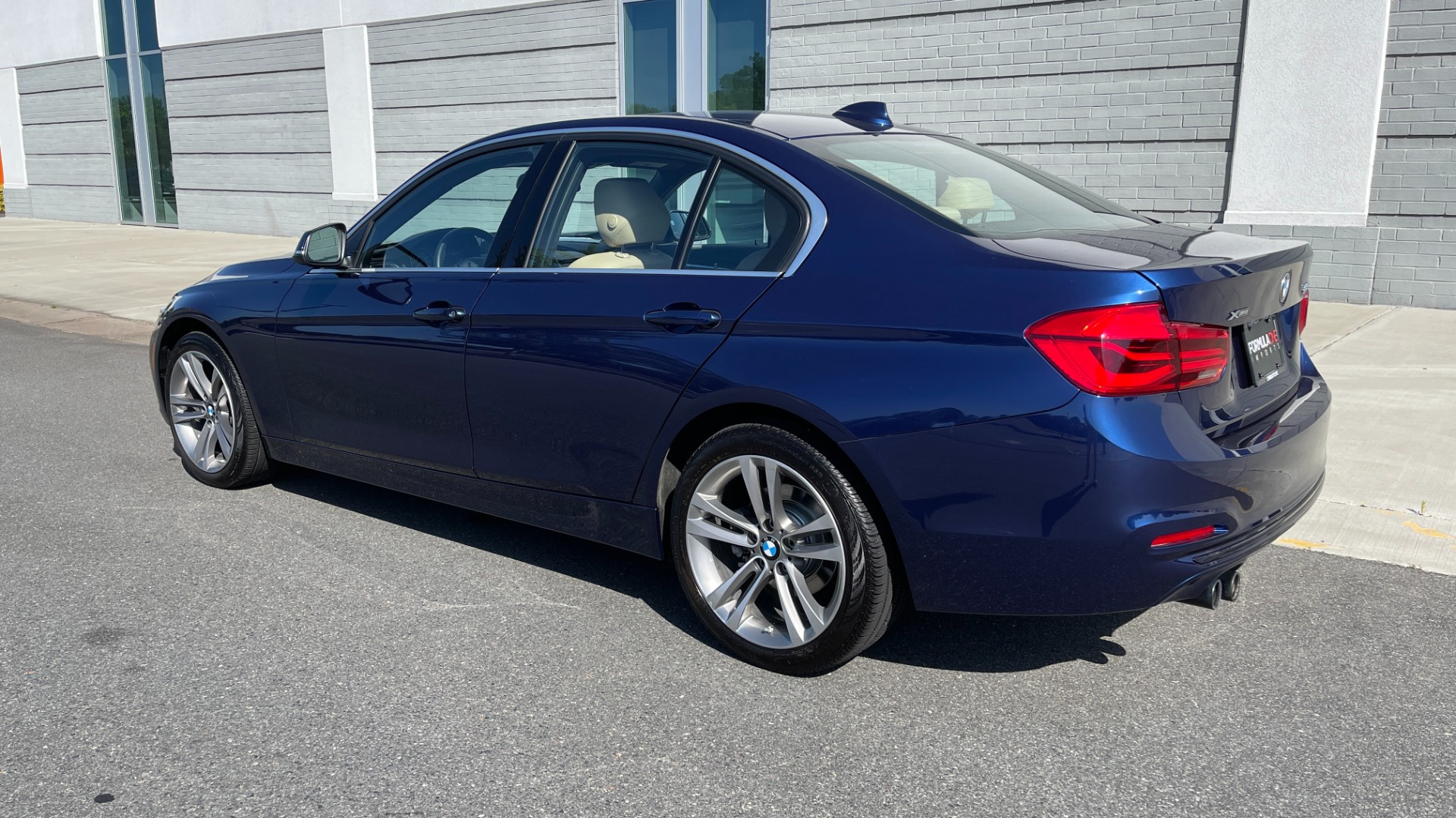 Used 2018 BMW 3 SERIES 330I XDRIVE / CONV PKG / SUNROOF / HTD STS / BLIND SPOT for sale Sold at Formula Imports in Charlotte NC 28227 5