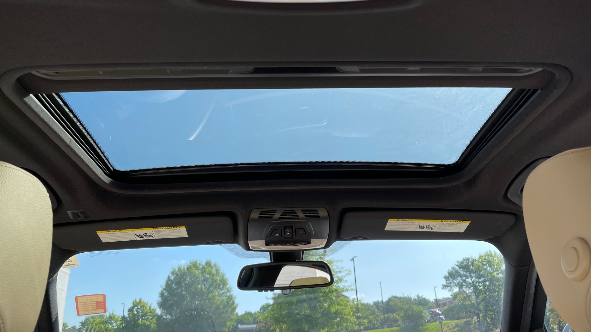 Used 2018 BMW 3 SERIES 330I XDRIVE / CONV PKG / SUNROOF / HTD STS / BLIND SPOT for sale Sold at Formula Imports in Charlotte NC 28227 60