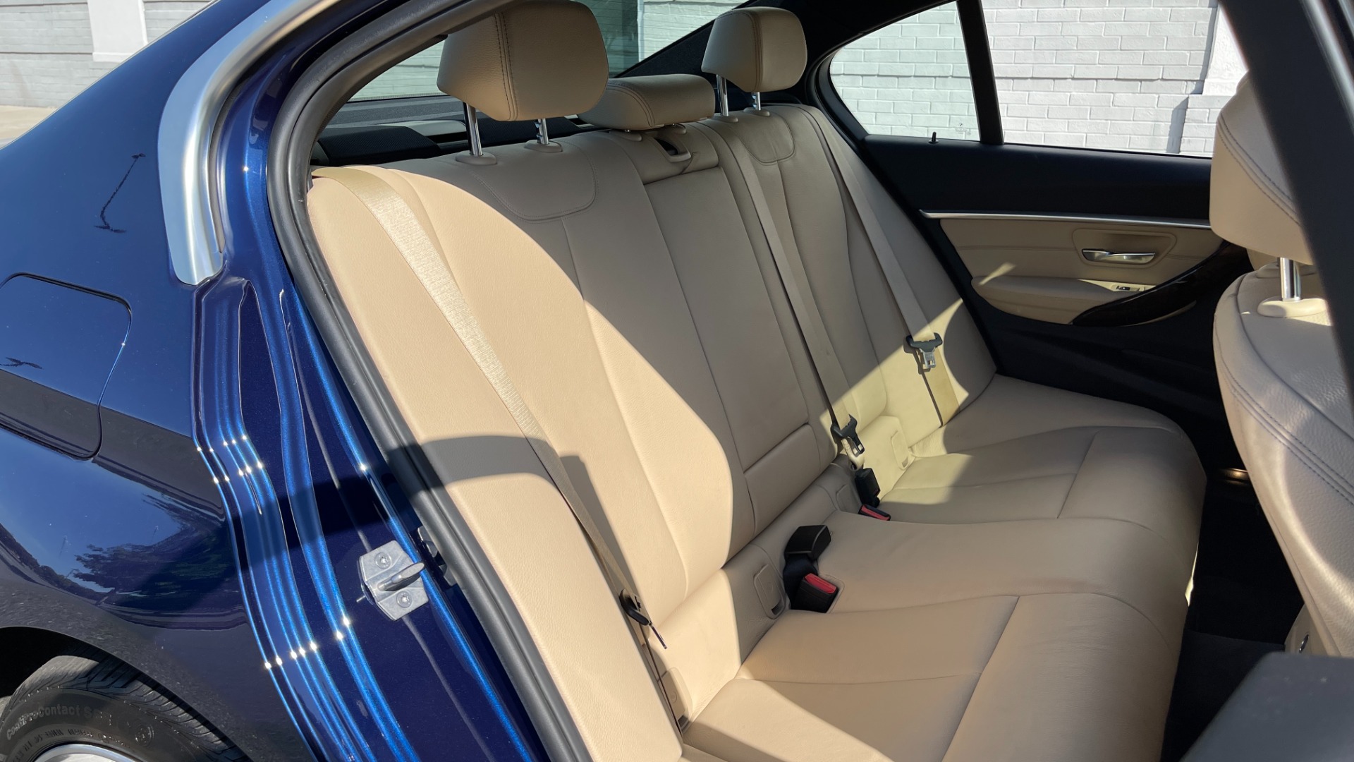 Used 2018 BMW 3 SERIES 330I XDRIVE / CONV PKG / SUNROOF / HTD STS / BLIND SPOT for sale Sold at Formula Imports in Charlotte NC 28227 63